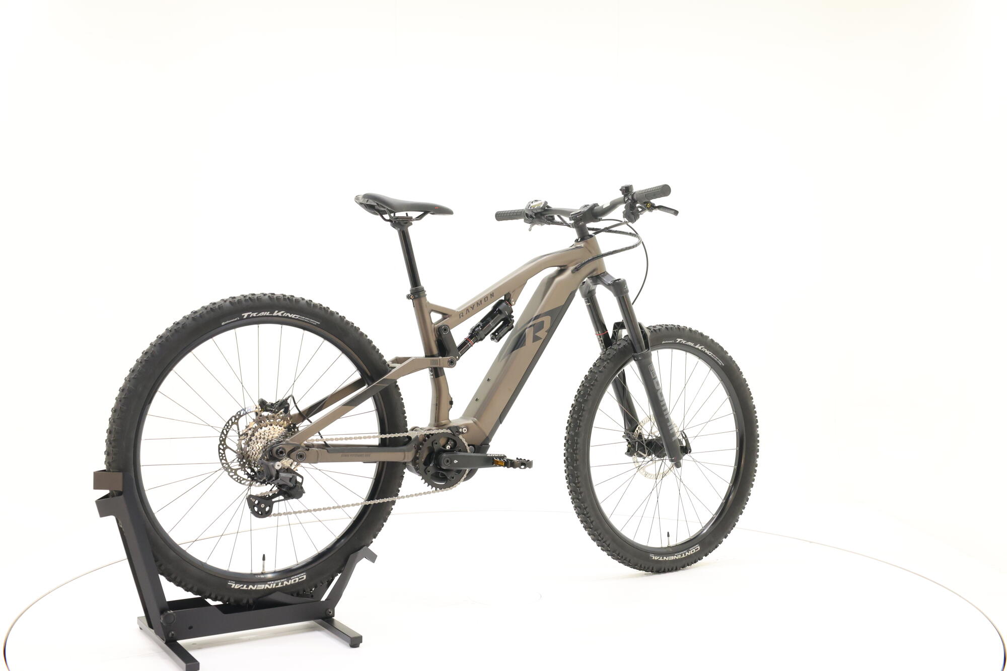 R Raymon Trailray 160E 9.0