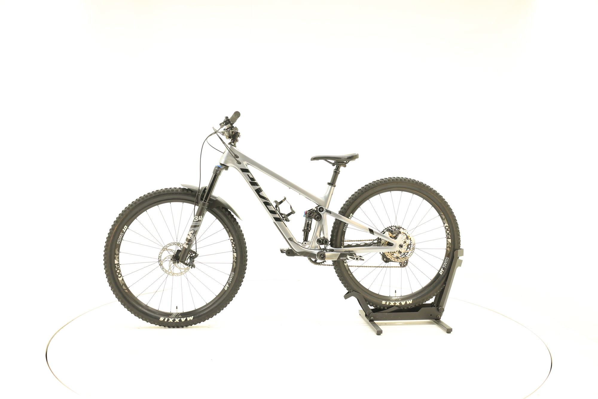 Pivot Cycles Trail 429 Race XT 29