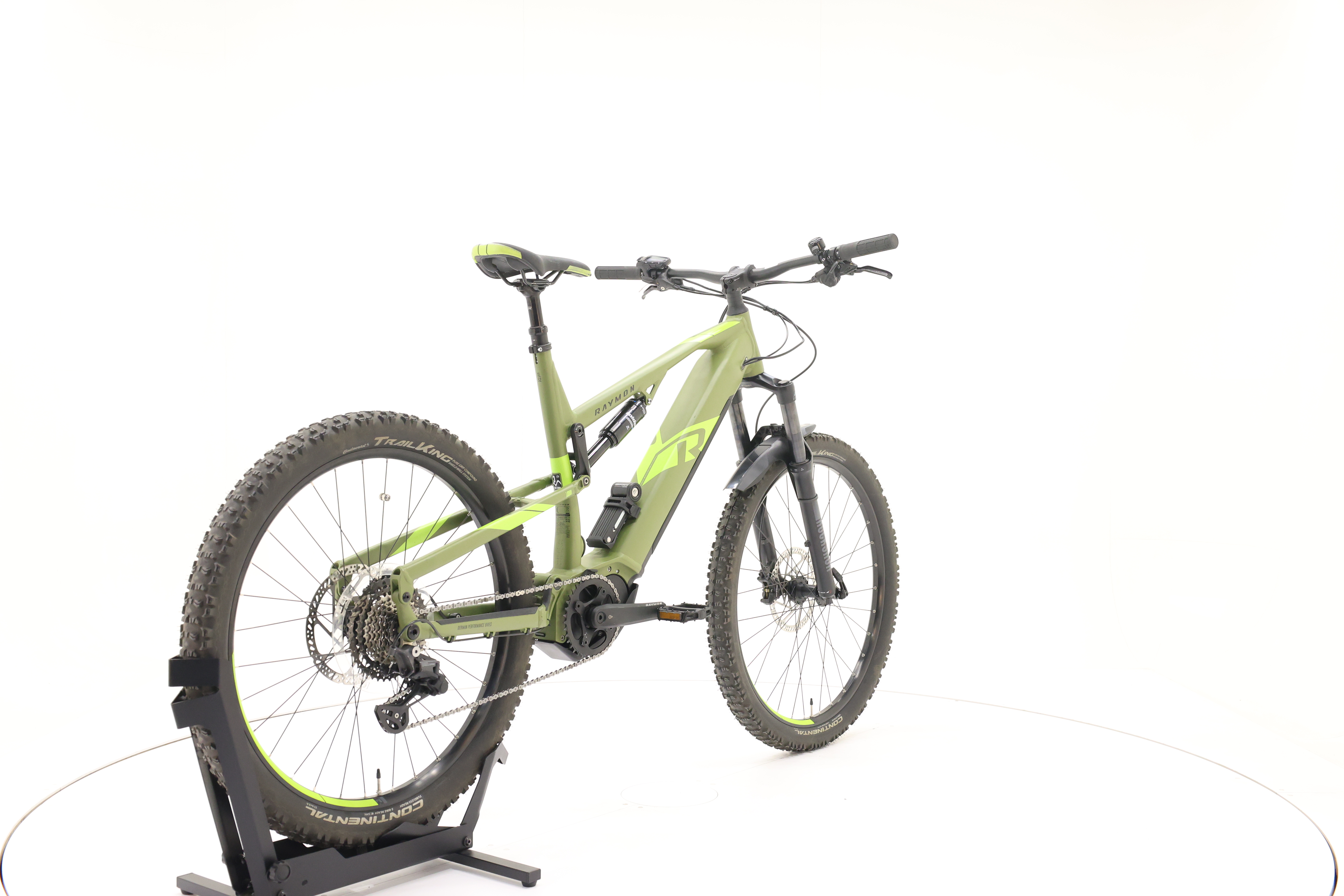 R Raymon Trailray 140 E7.0