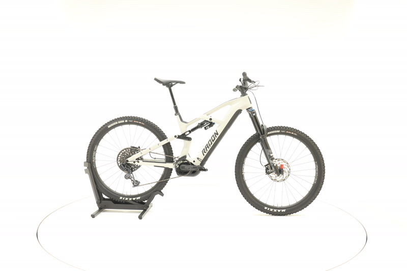 Radon Deft Hybrid CA 9.0 CX 750 2023, 19", 180-189 cm, 2024, 285 km – Bild 3 von 8