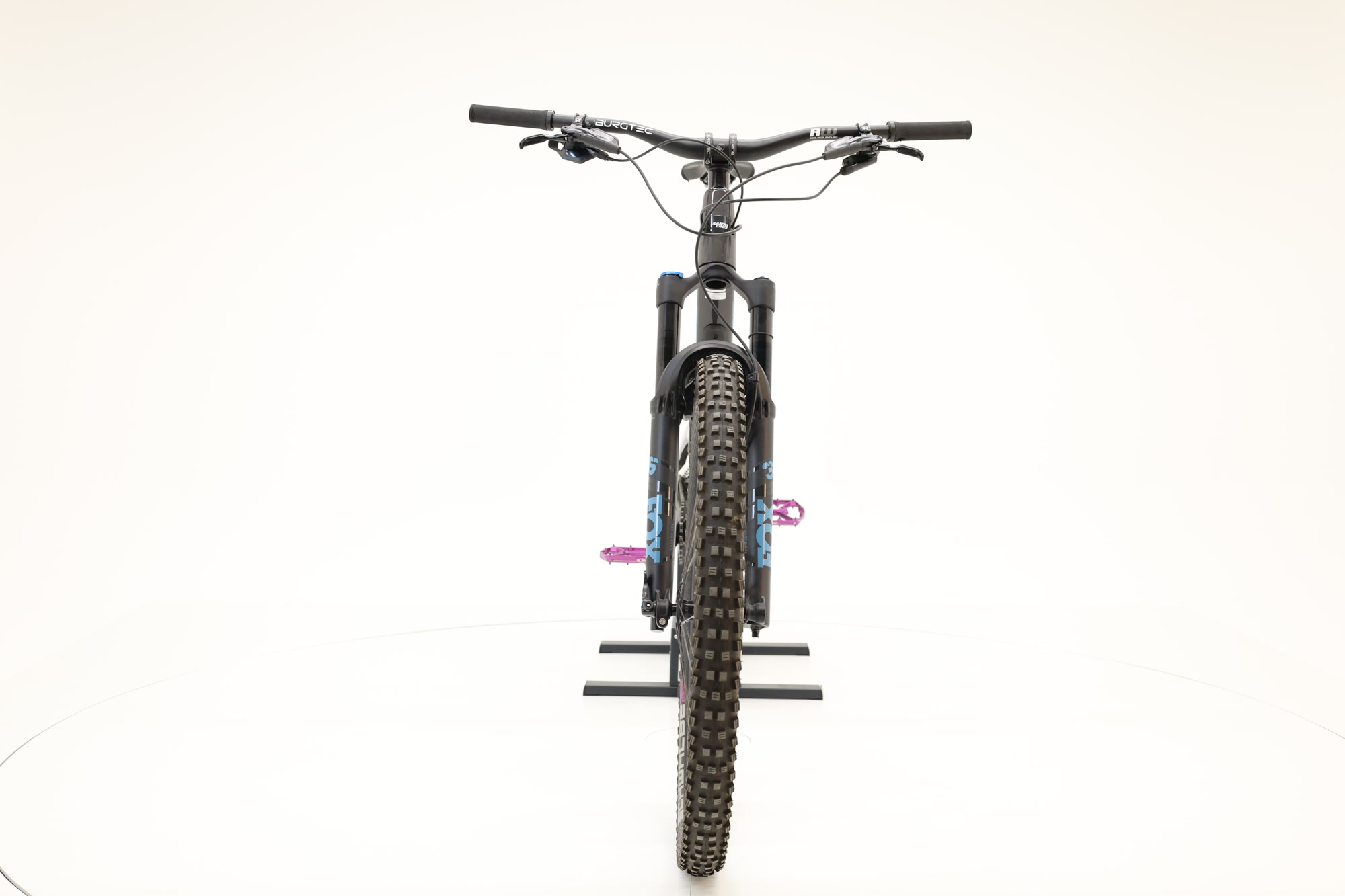 Santa Cruz Hightower
