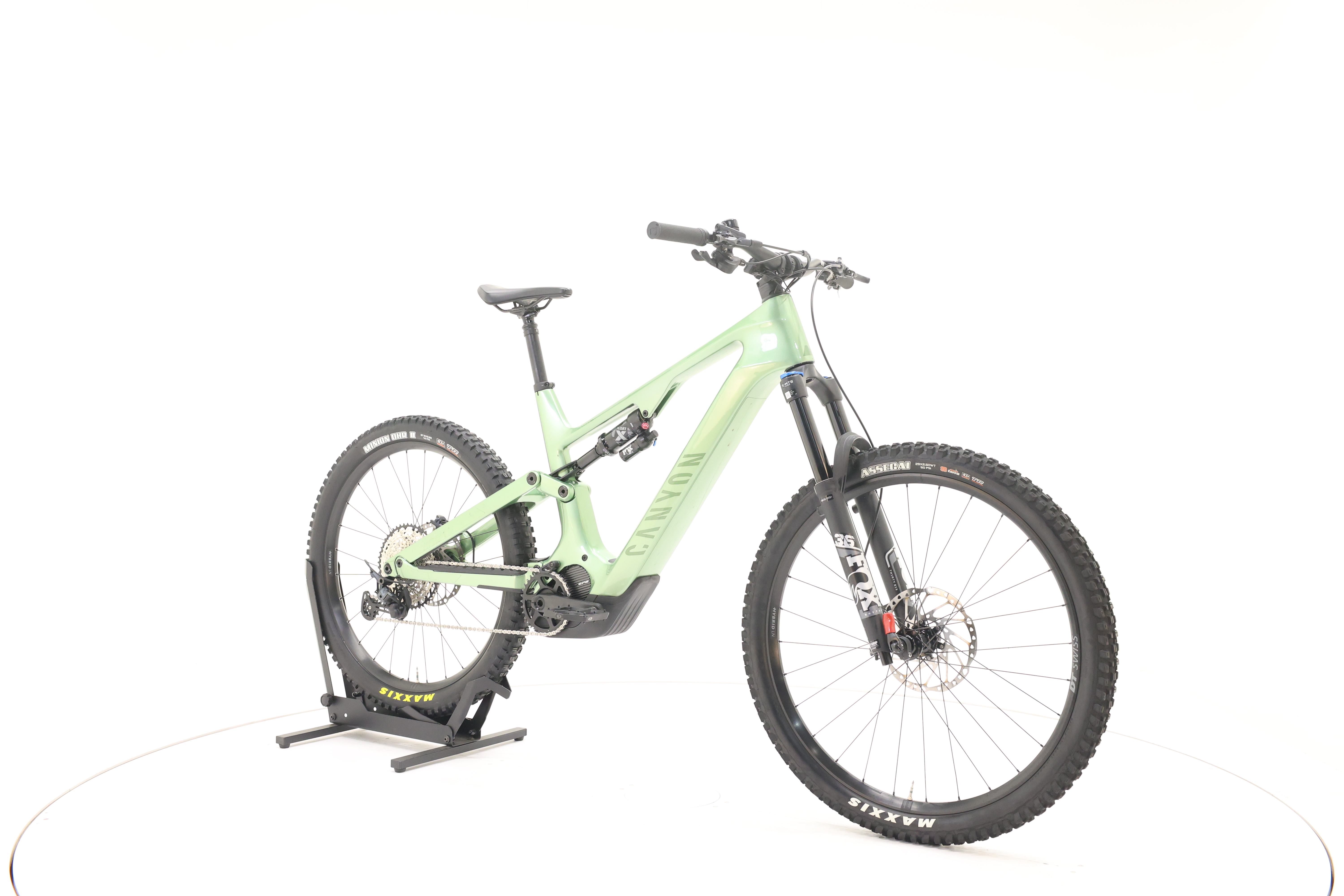 Canyon Spectral ON CF 8
