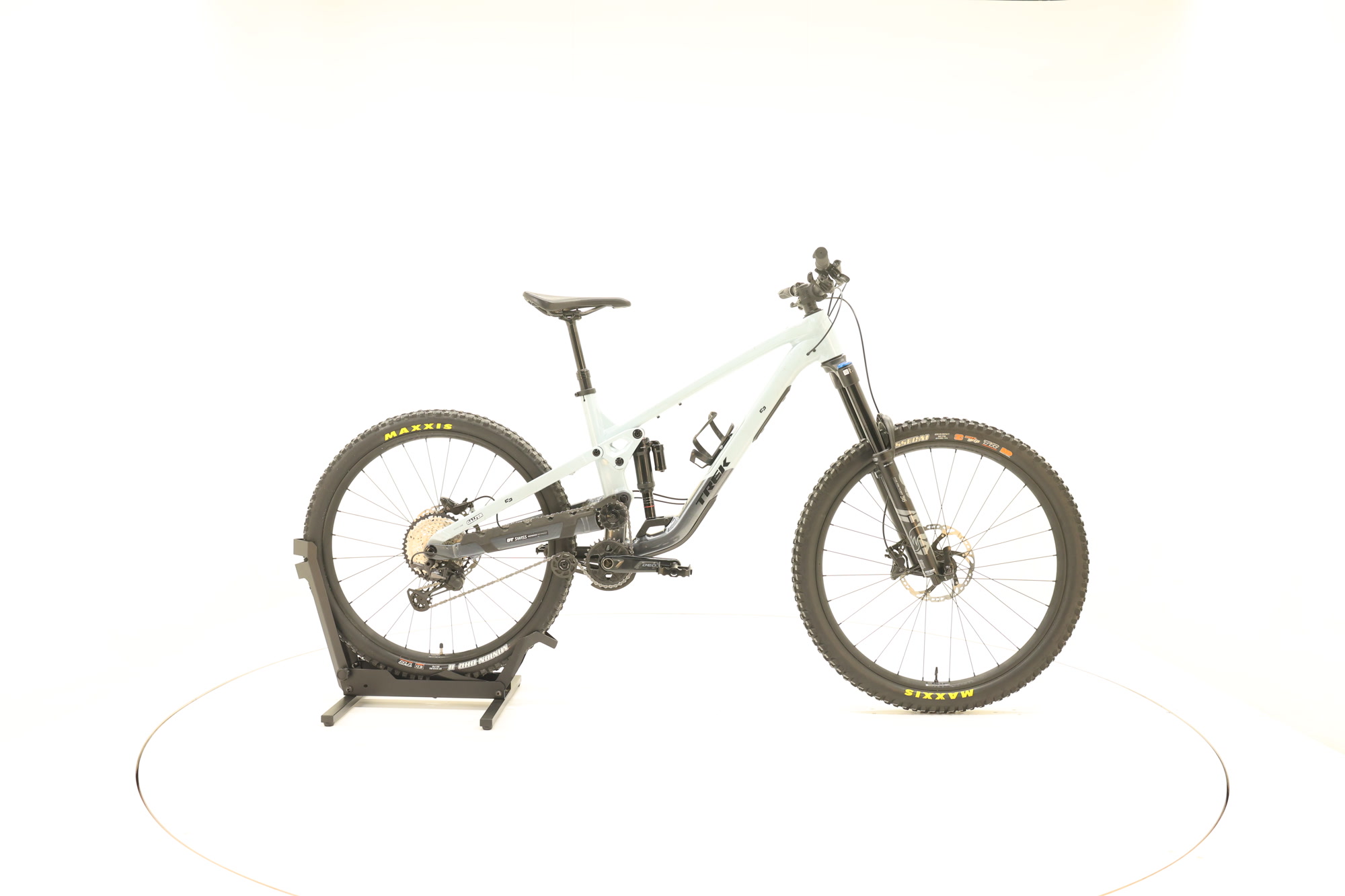 Trek Slash 8 Gen 6 Custom, 44 cm, 170-179 cm, 2023, 0 km – Bild 1 von 8