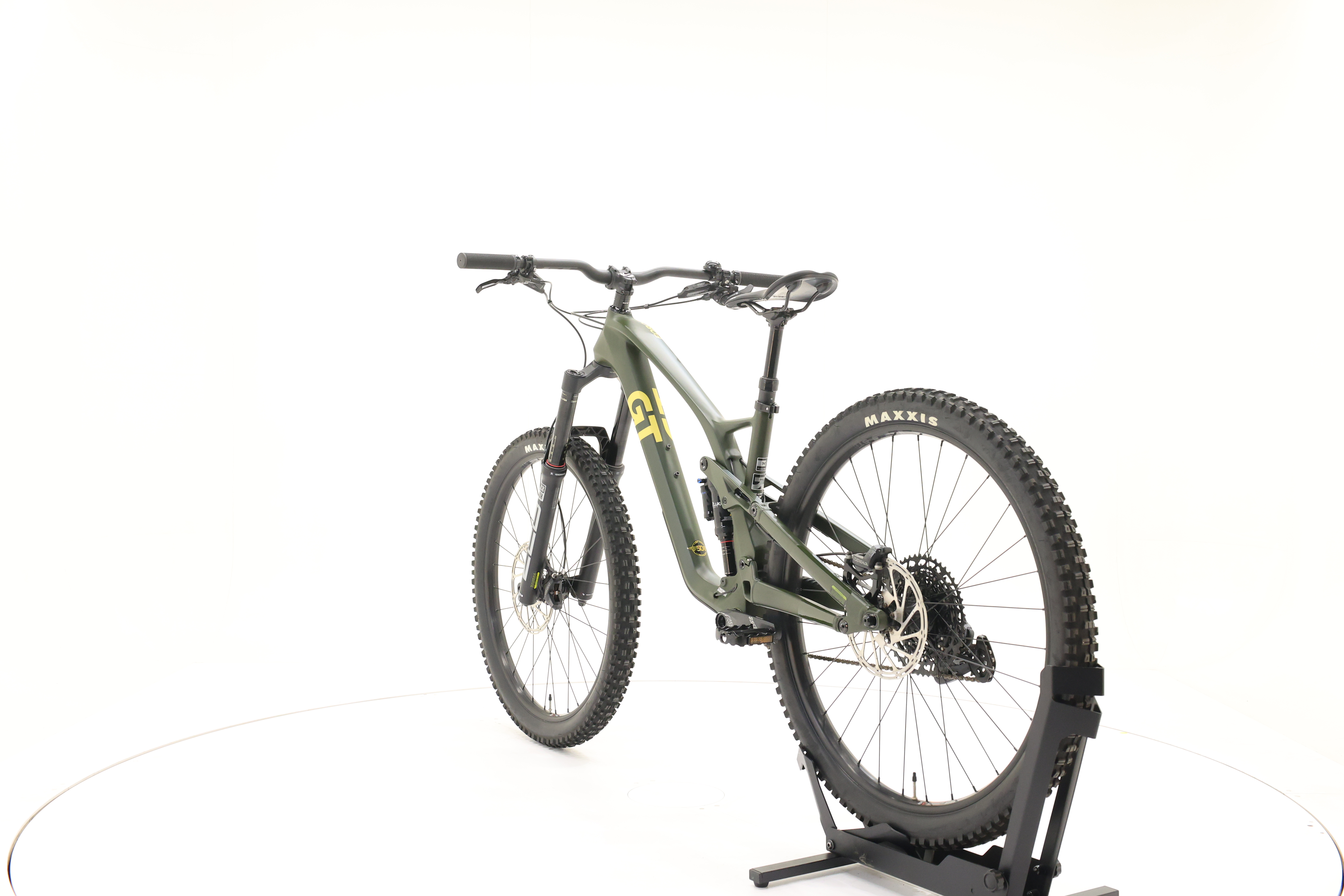 GT Force Crb Pro