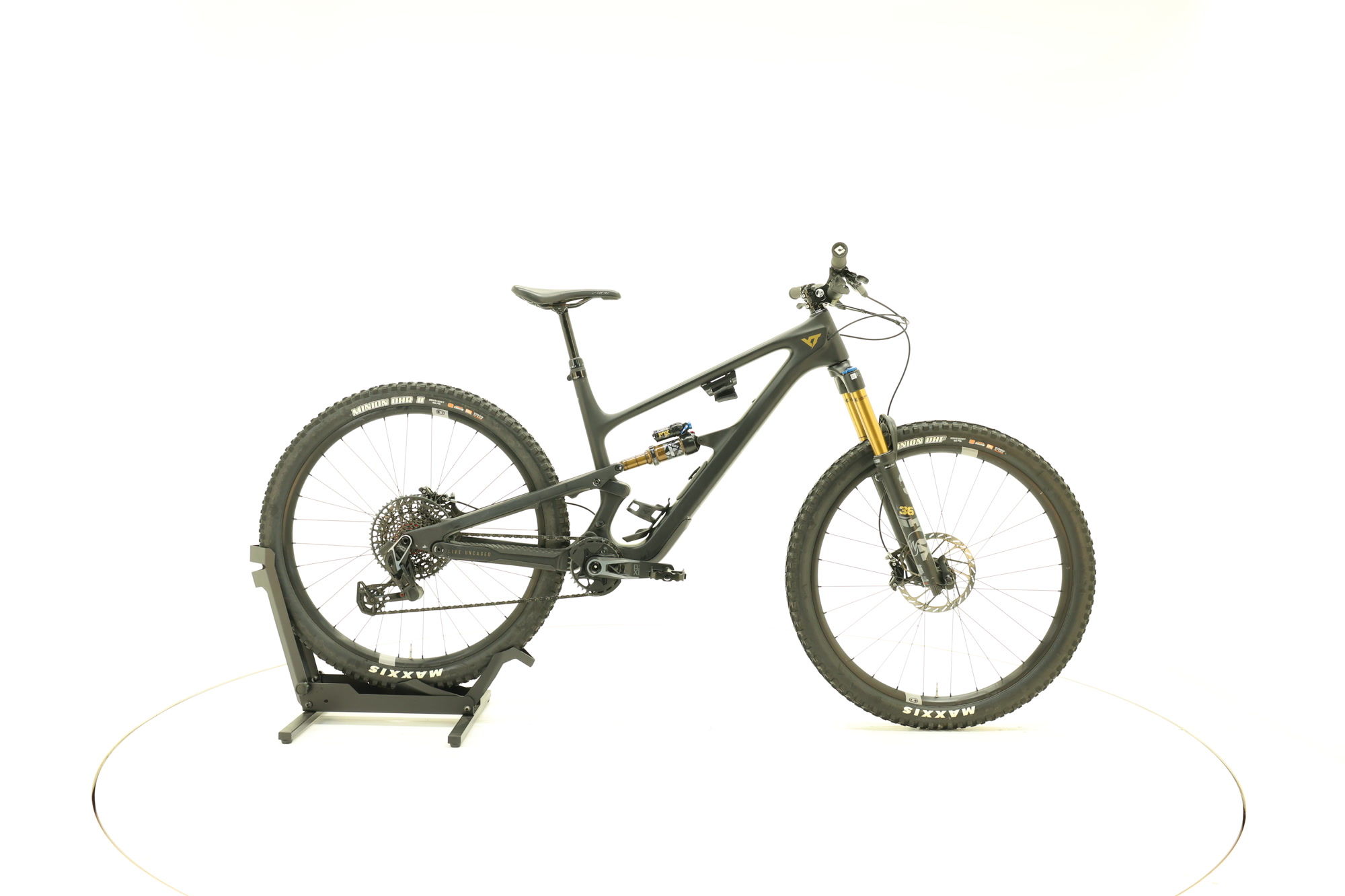 YT Industries 2024 / Jeffsy 29 UM CORE 5