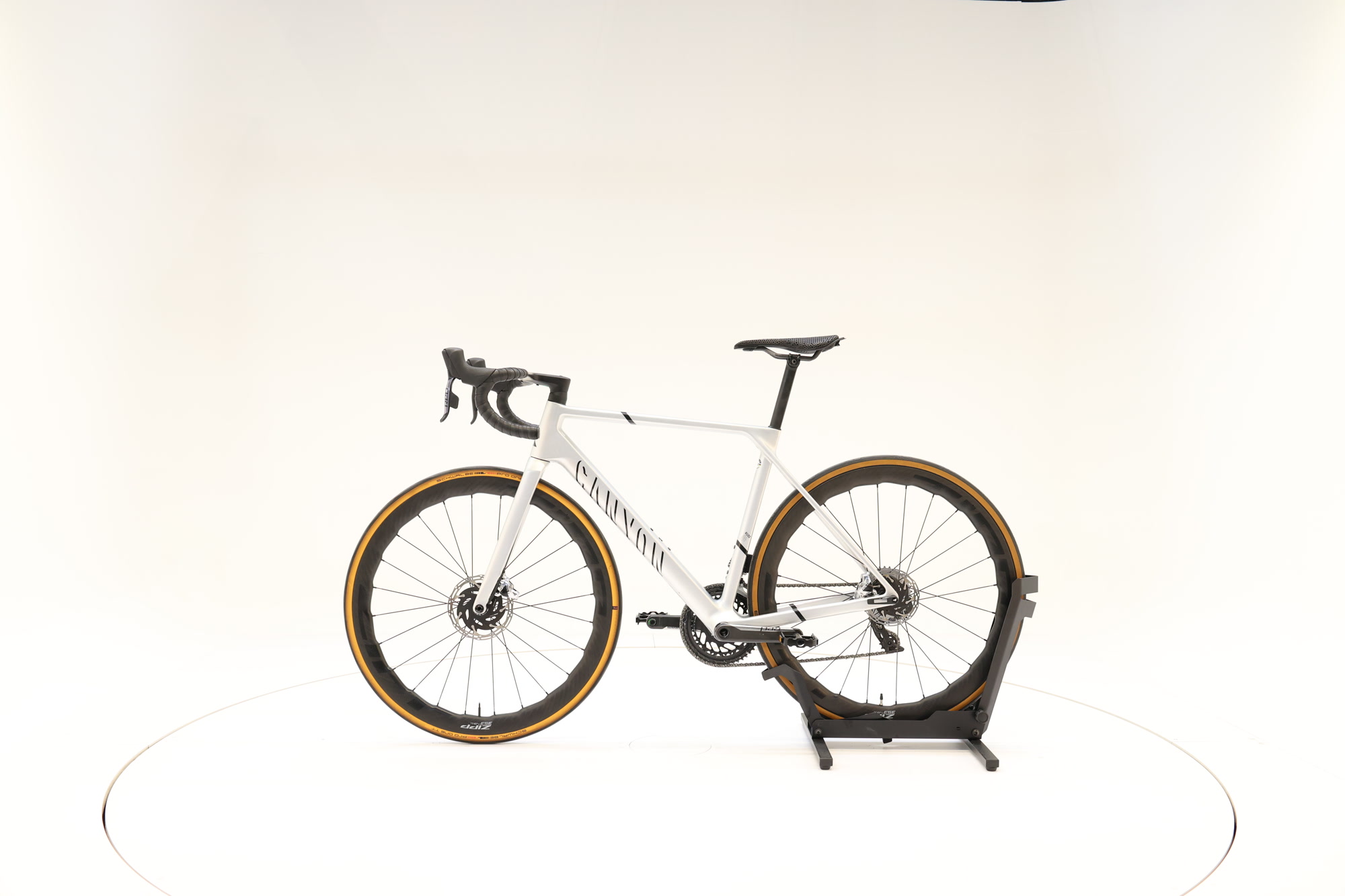 Canyon Ultimate CFR eTap, M, 160-169 cm, 2024, 0 km – Bild 8 von 8