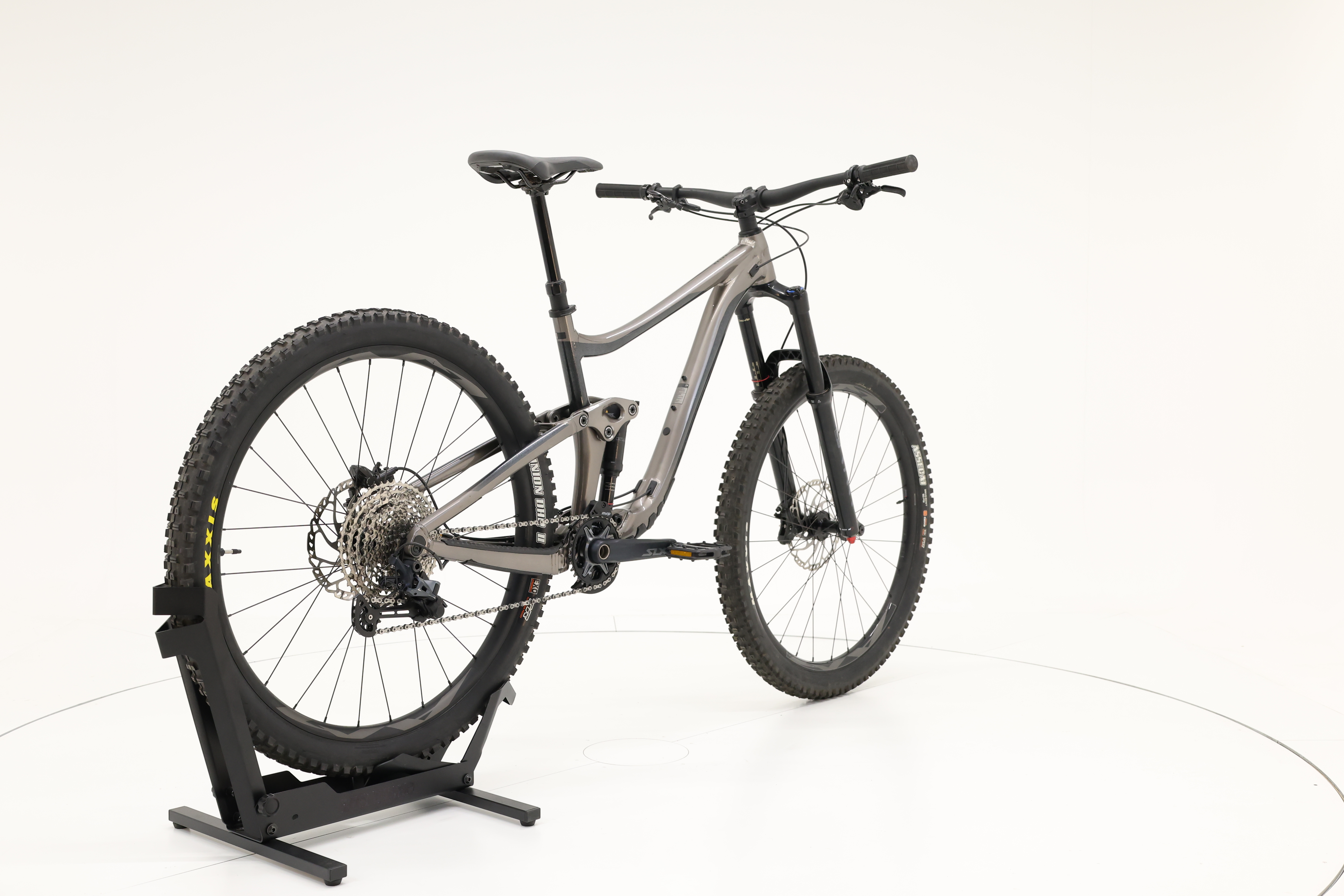 GIANT Reign, M, 170-179 cm, 2023, 0 km – Bild 4 von 5