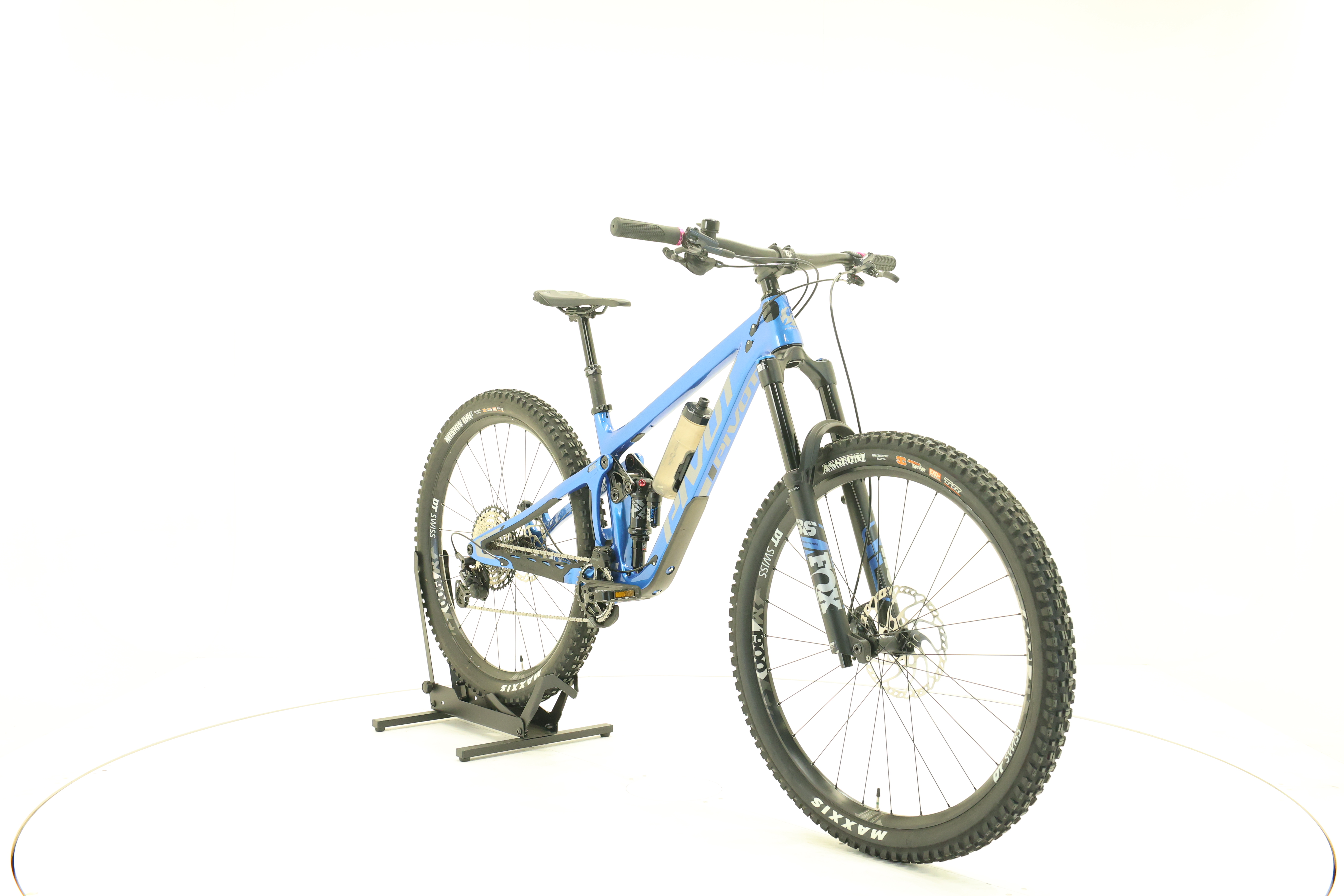Pivot Cycles SWITCHBLADE