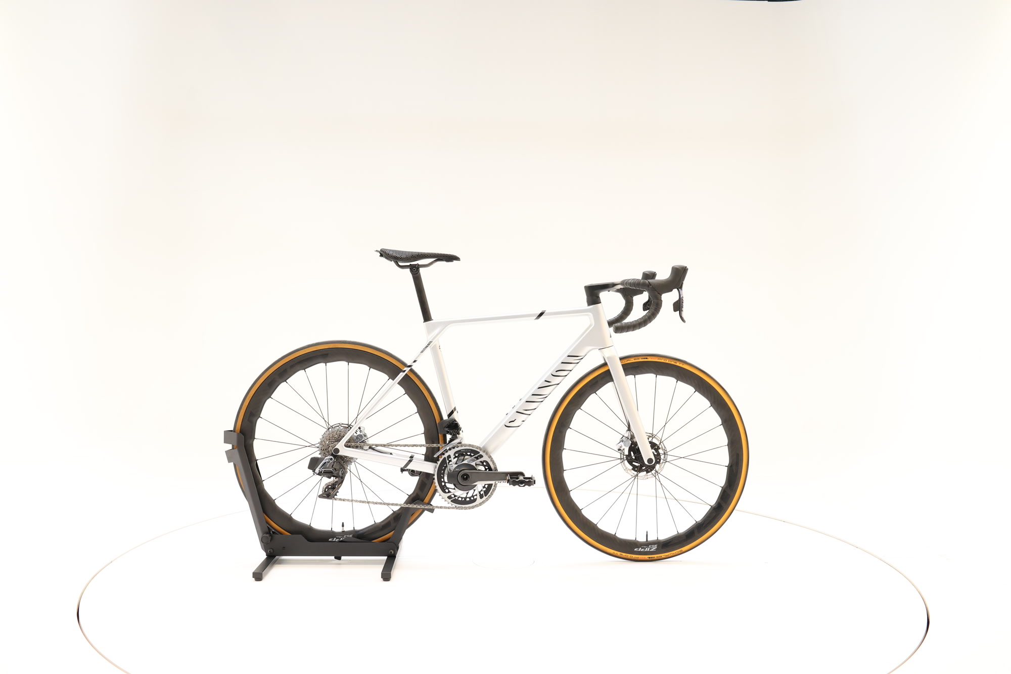 Canyon Ultimate CFR eTap, M, 160-169 cm, 2024, 0 km – Bild 2 von 8