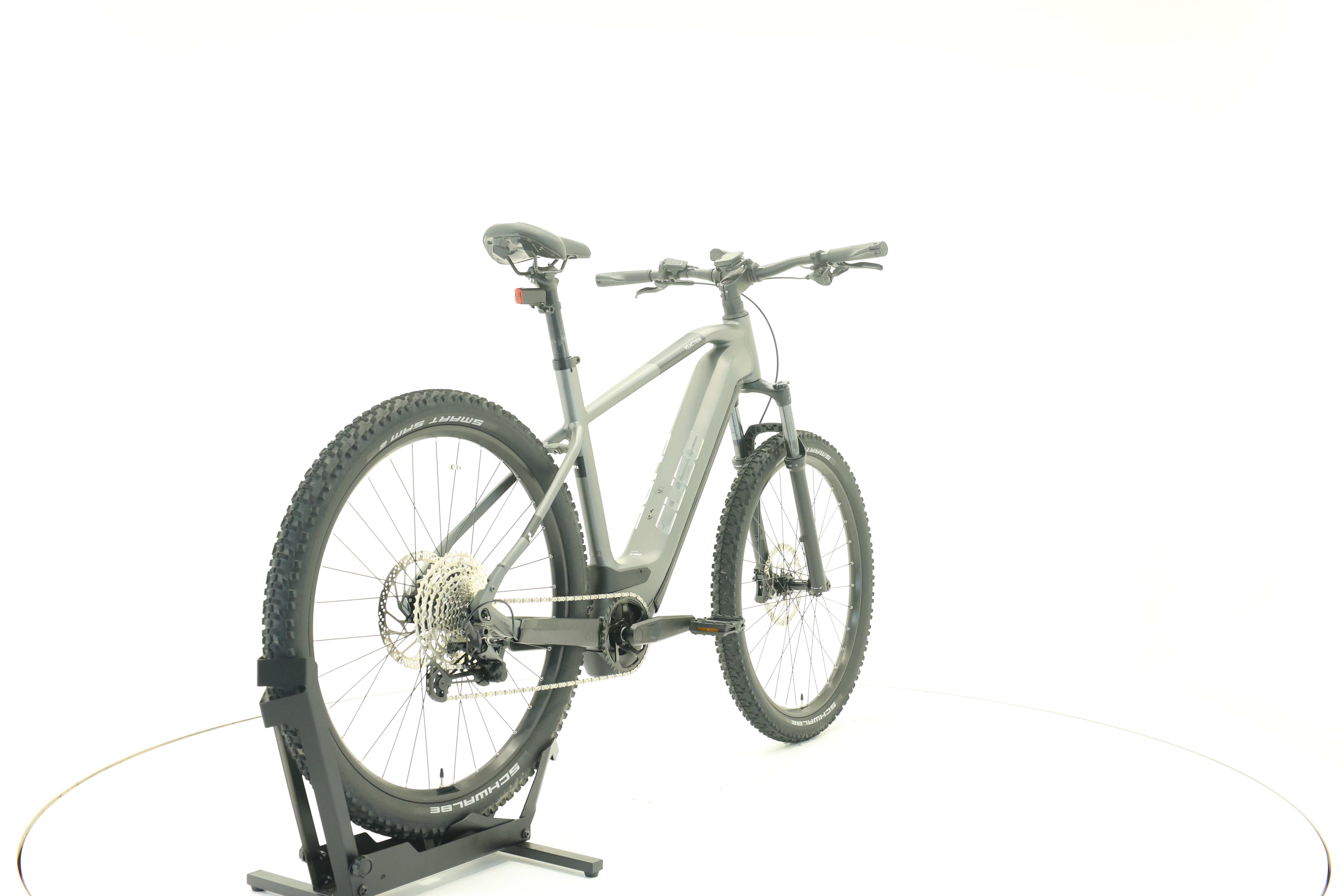 Cube Reaction Hybrid Race 750