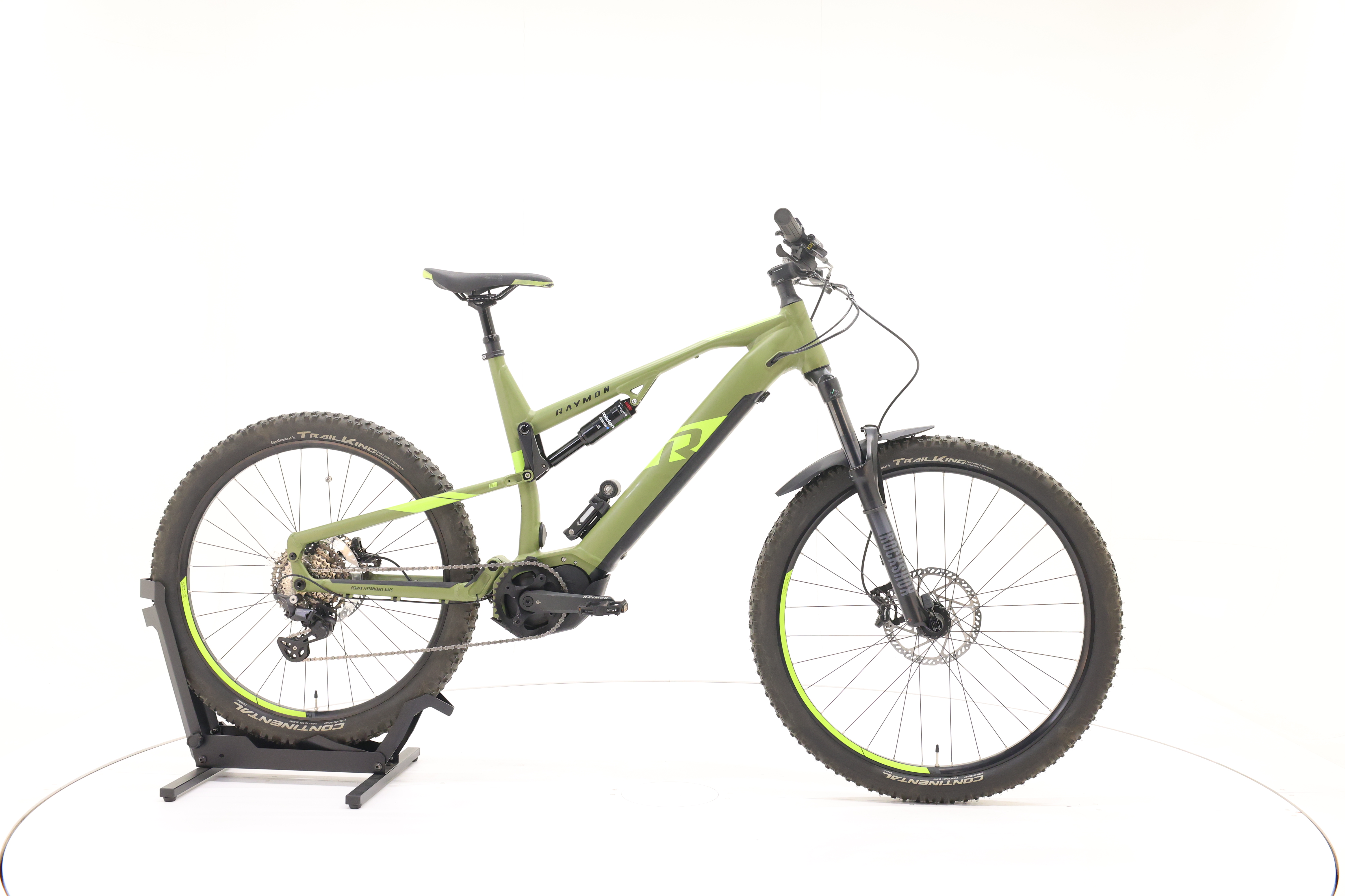 R Raymon Trailray 140 E7.0