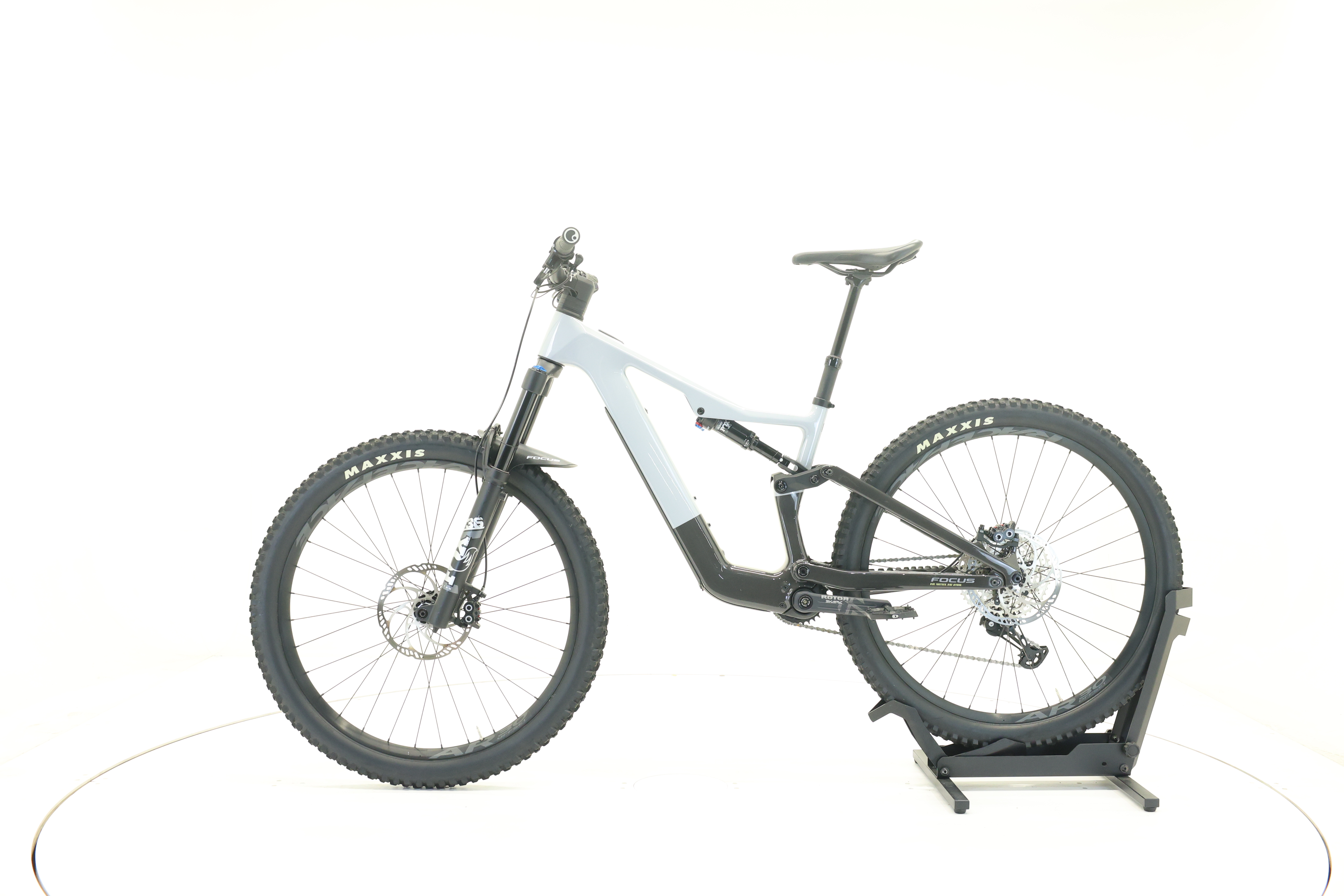 Focus Jam² SL 8.8 light grey / raw carbon 2024
