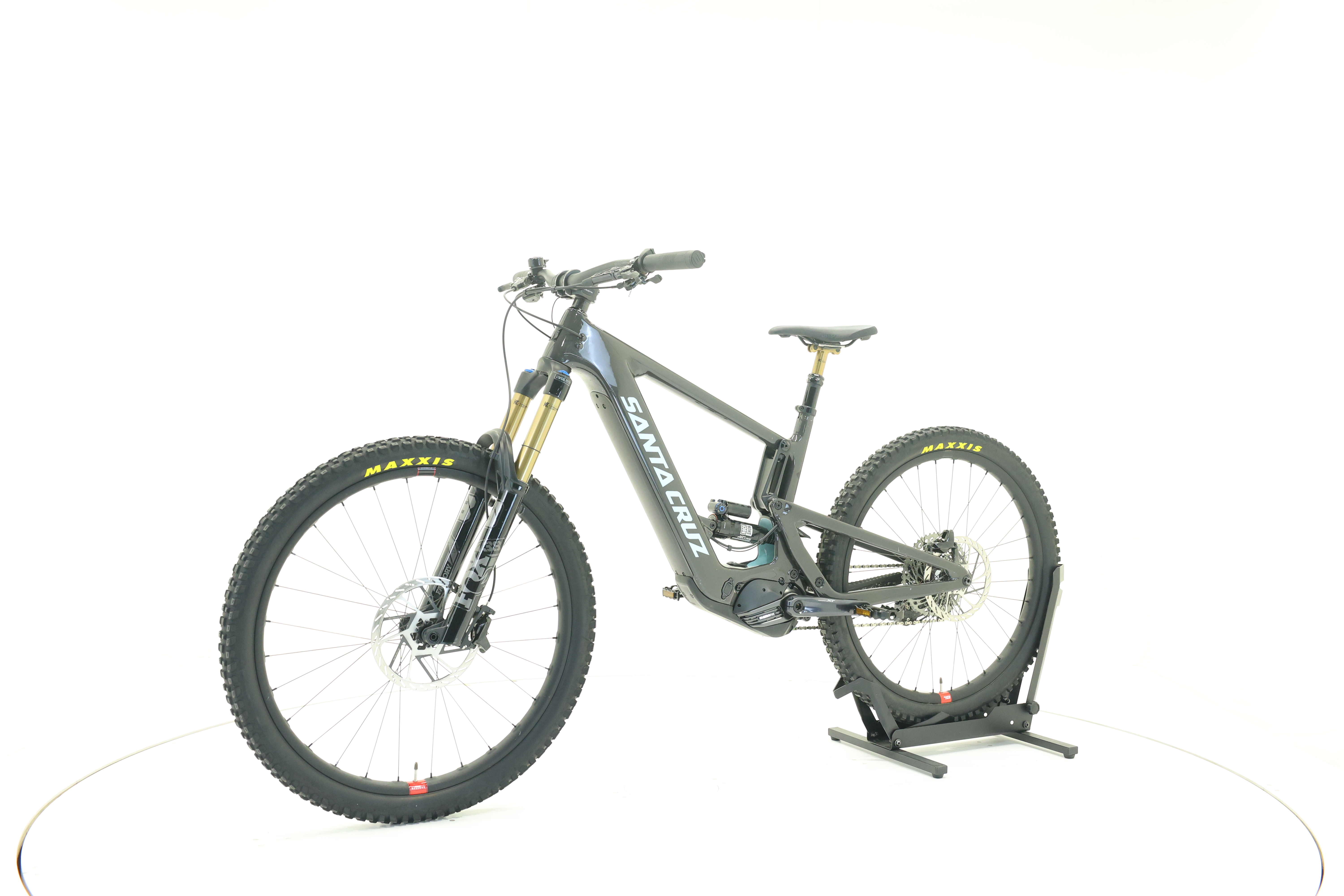 Santa Cruz Bullit CC / X01 AXS / RSV / MX gloss carbon L // 4