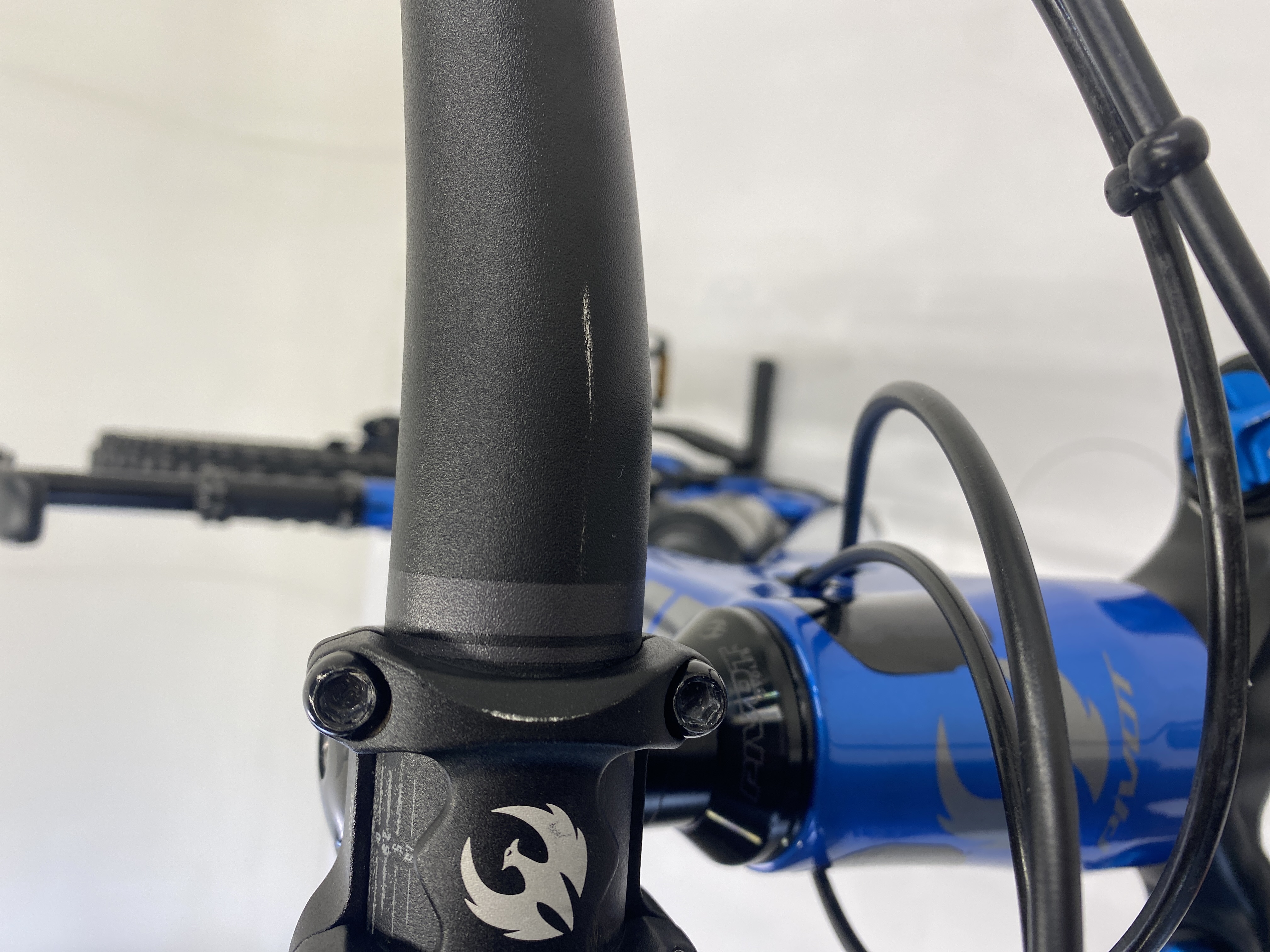 Pivot Cycles SWITCHBLADE