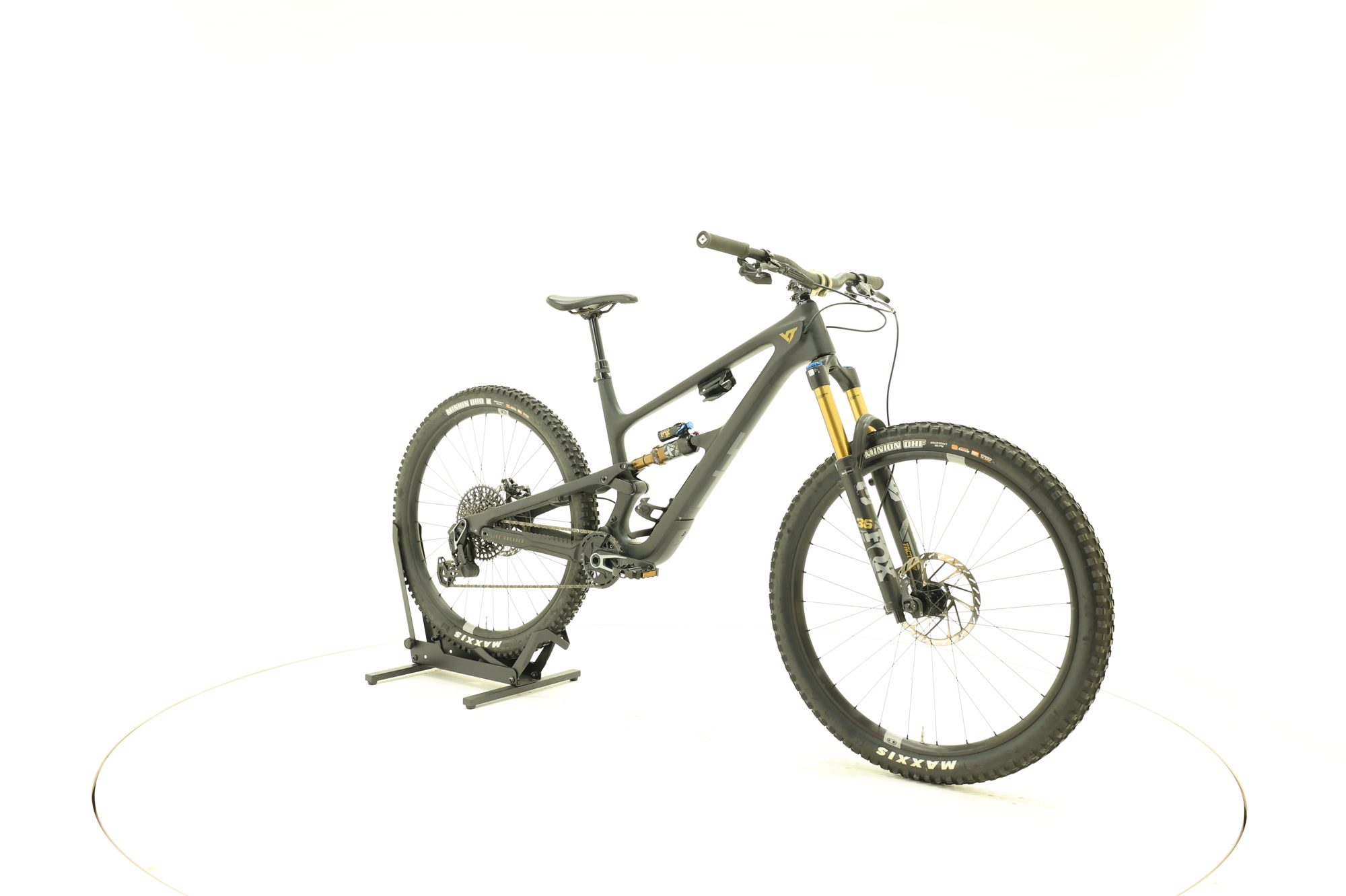 YT Industries 2024 / Jeffsy 29 UM CORE 5