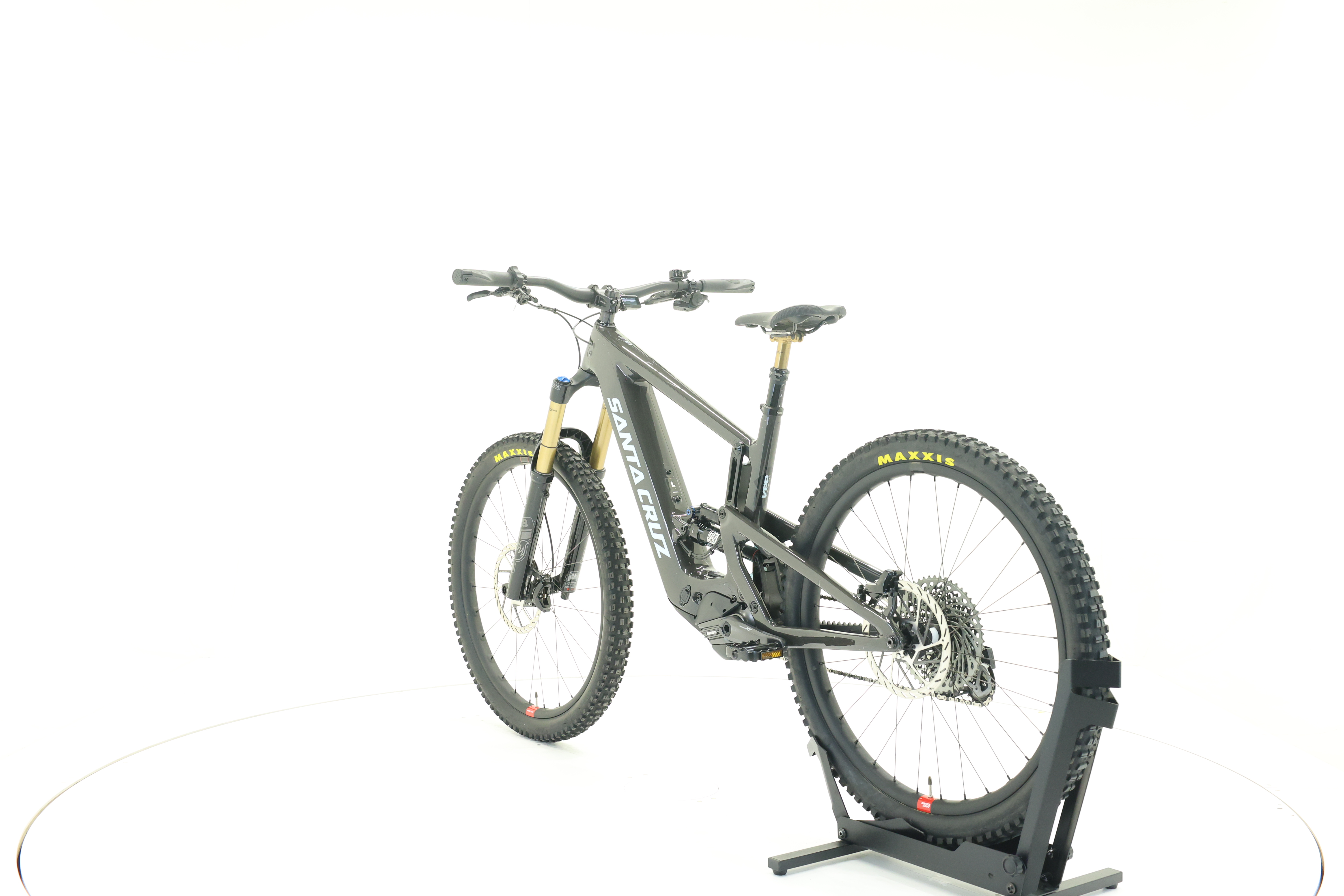 Santa Cruz Bullit CC / X01 AXS / RSV / MX gloss carbon L // 4