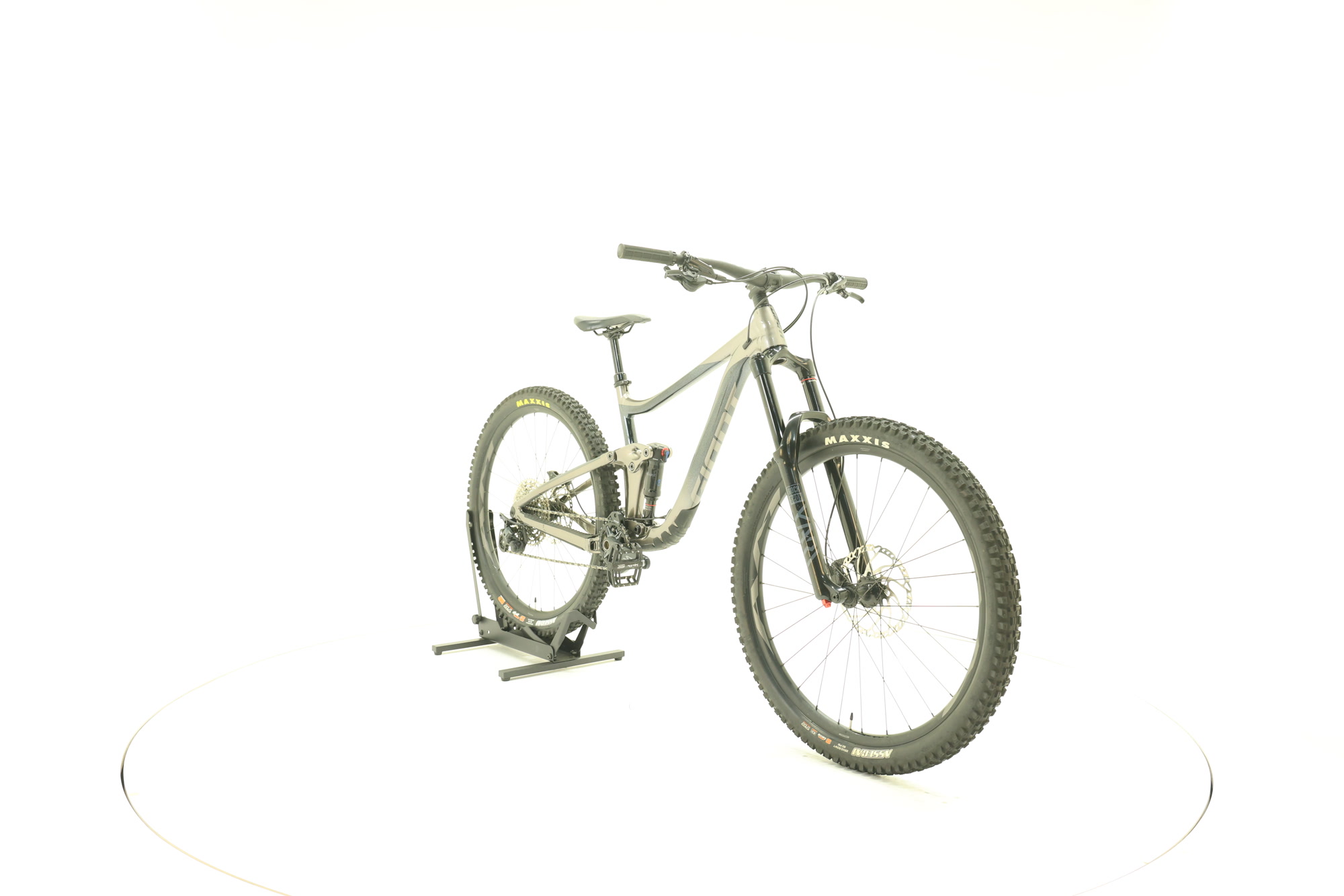 GIANT Reign 29