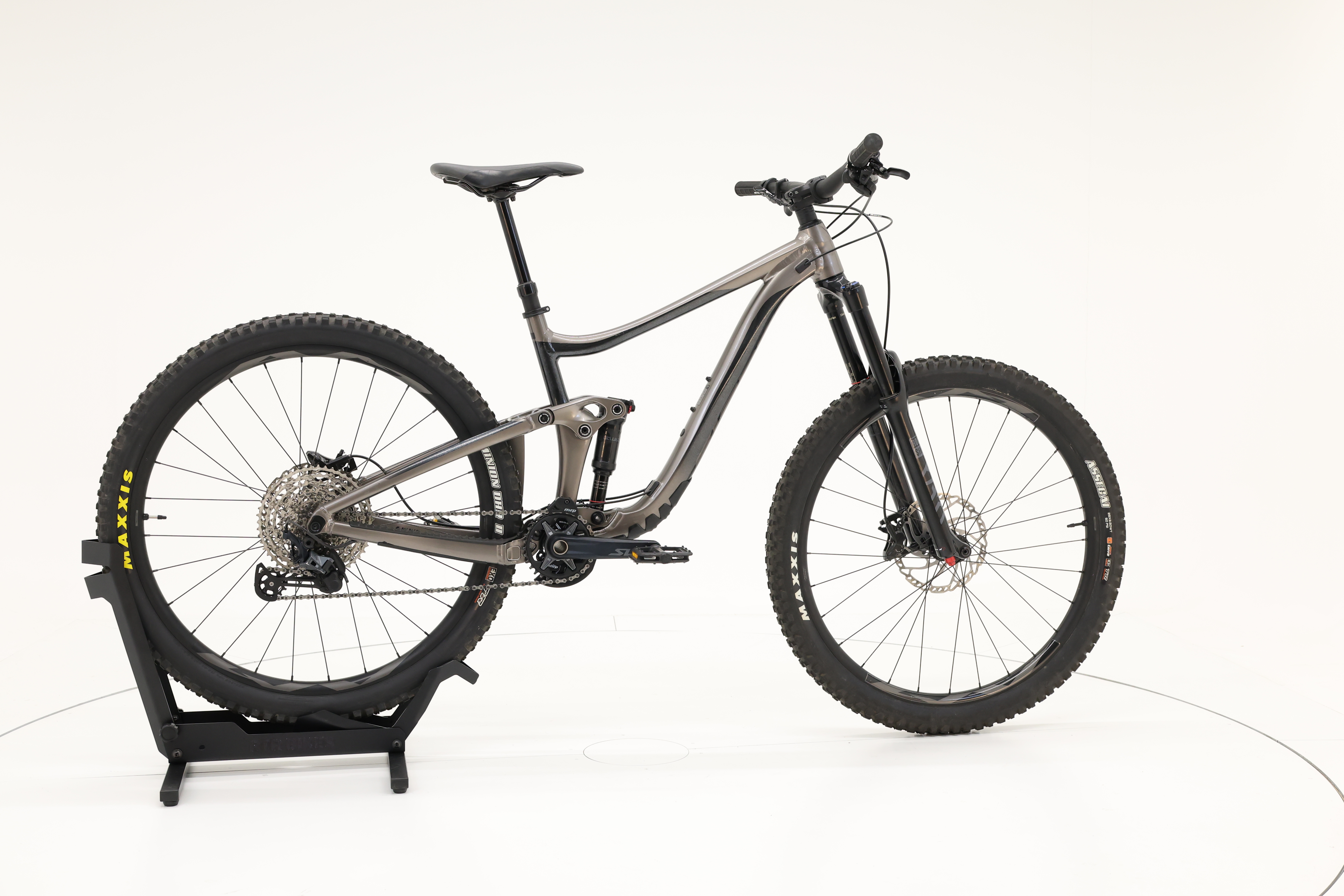 GIANT Reign, M, 170-179 cm, 2023, 0 km – Bild 5 von 5
