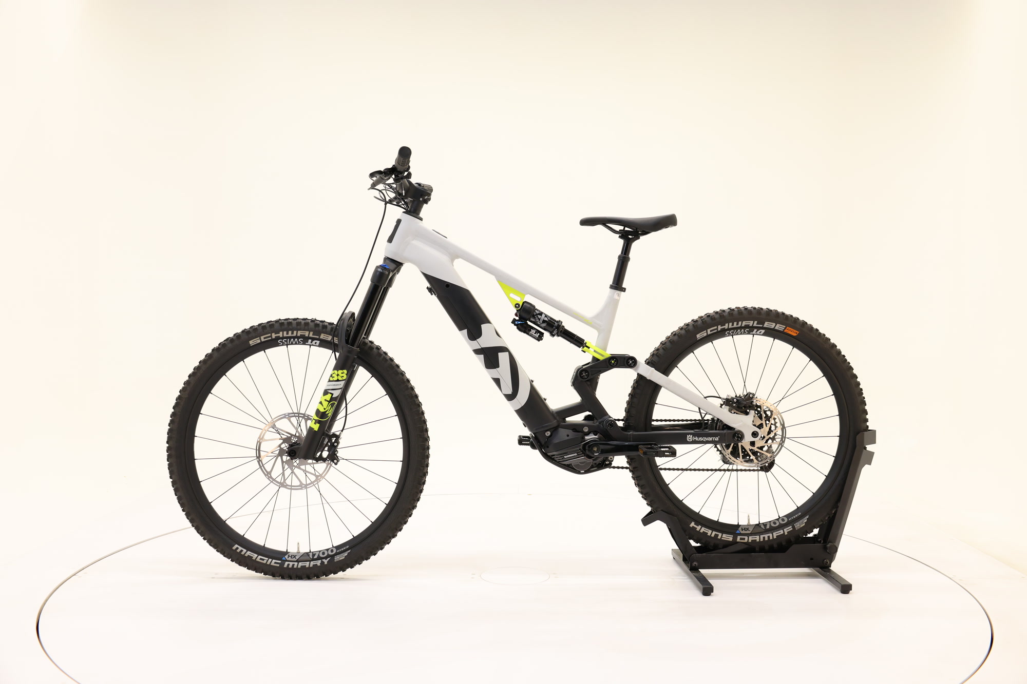 Husqvarna E-Bicycles Hard Cross 4 L 46 grey black
