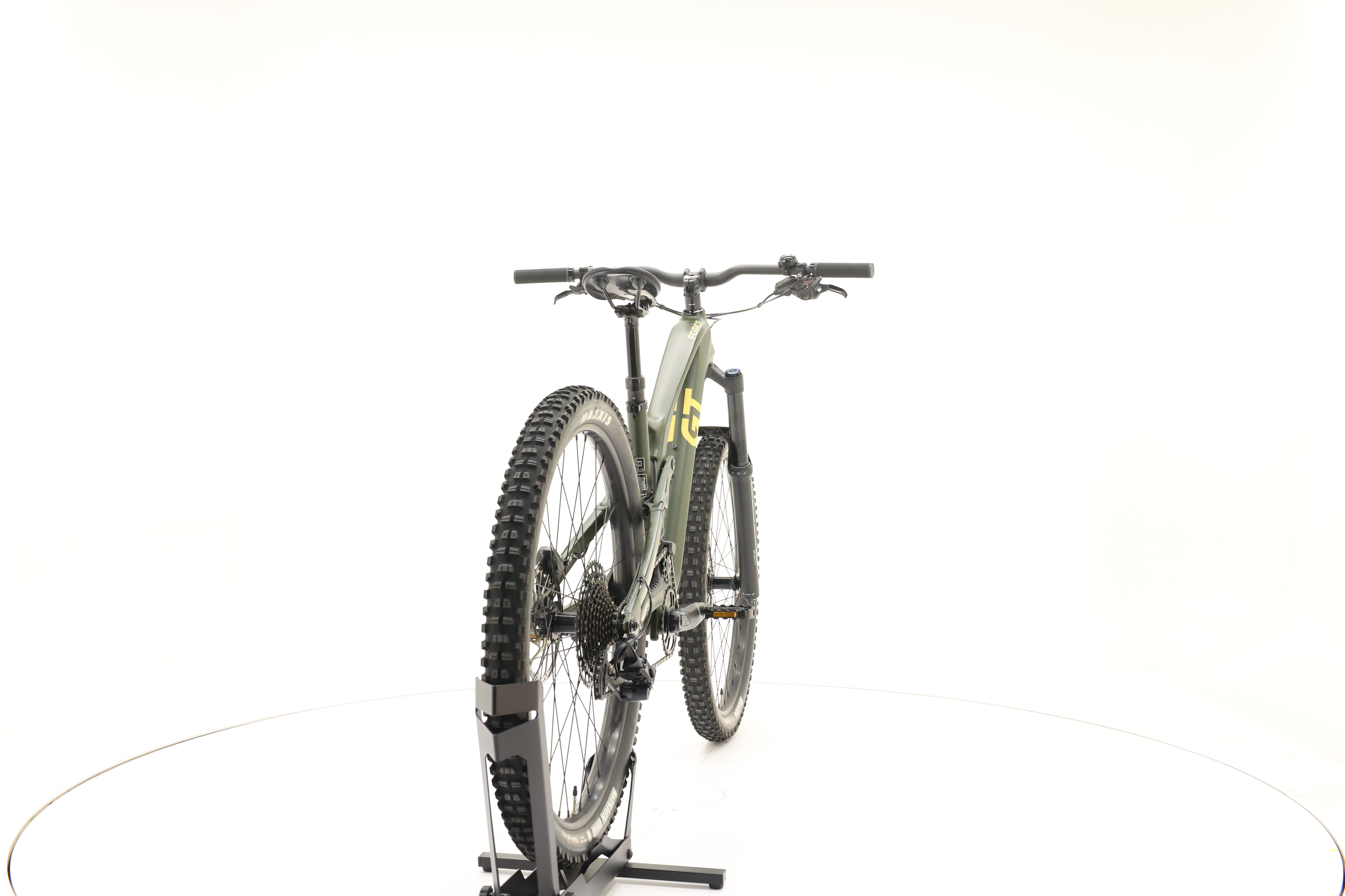 GT Force Crb Pro