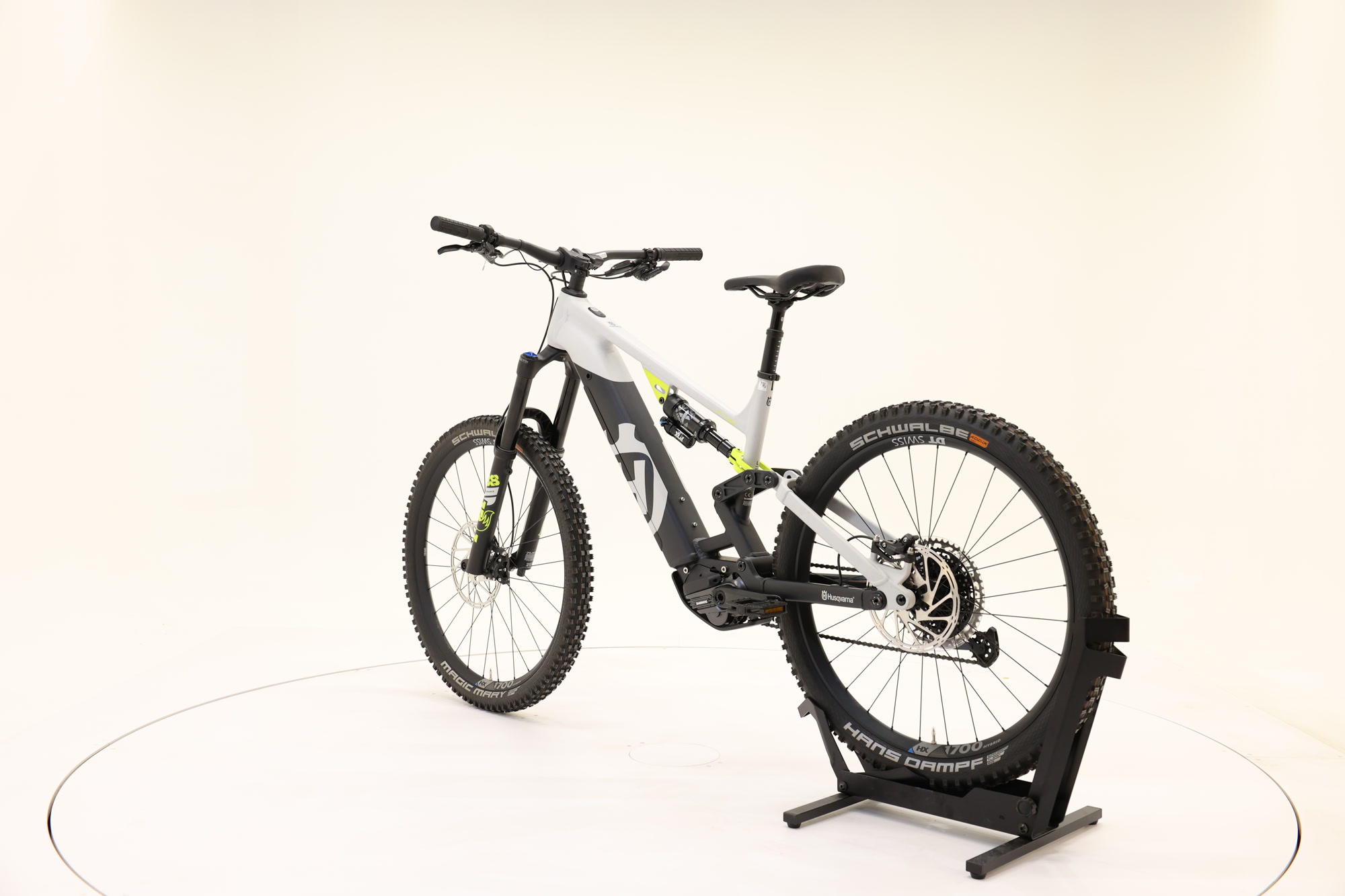 Husqvarna E-Bicycles Hard Cross 4 L 46 grey black