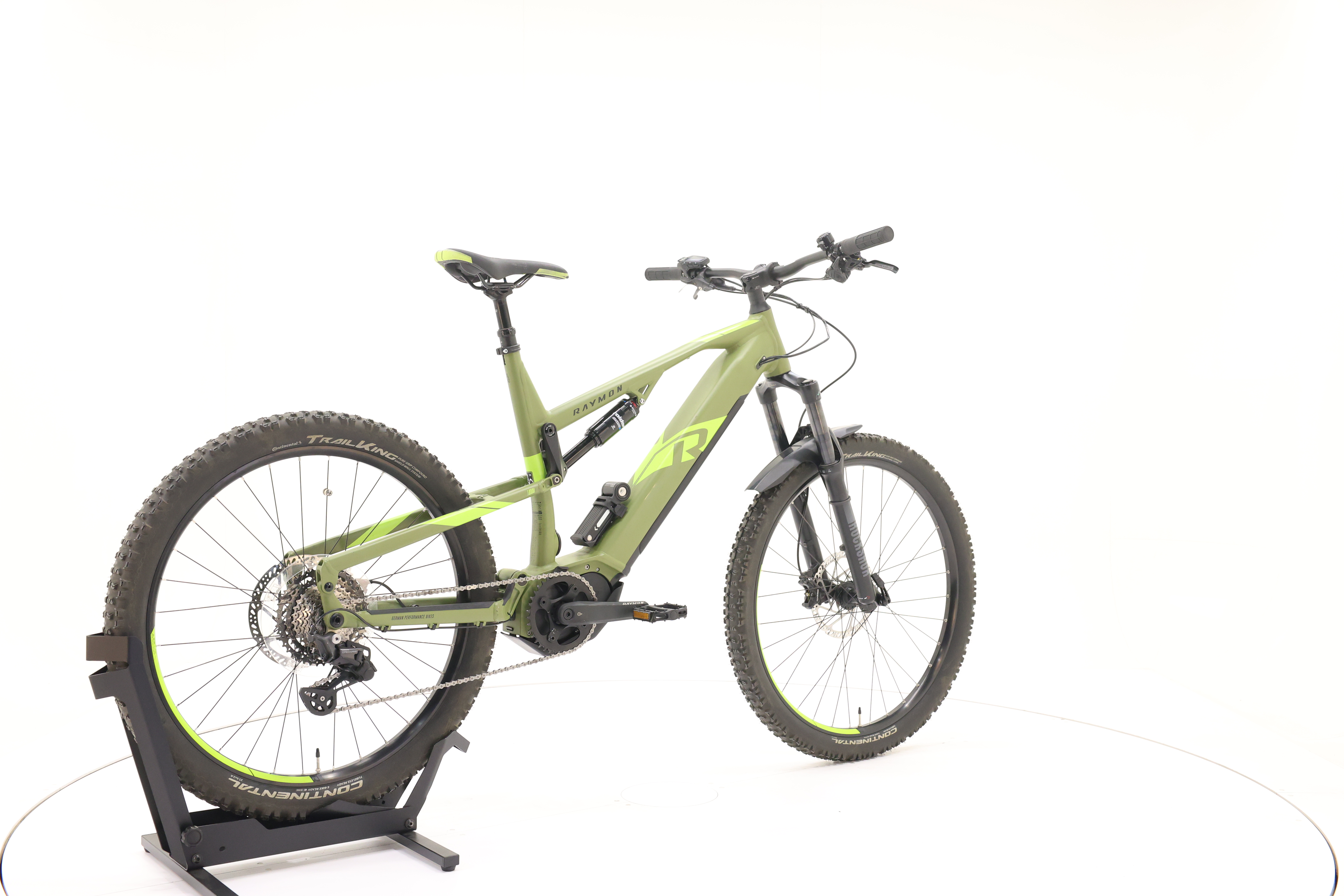 R Raymon Trailray 140 E7.0