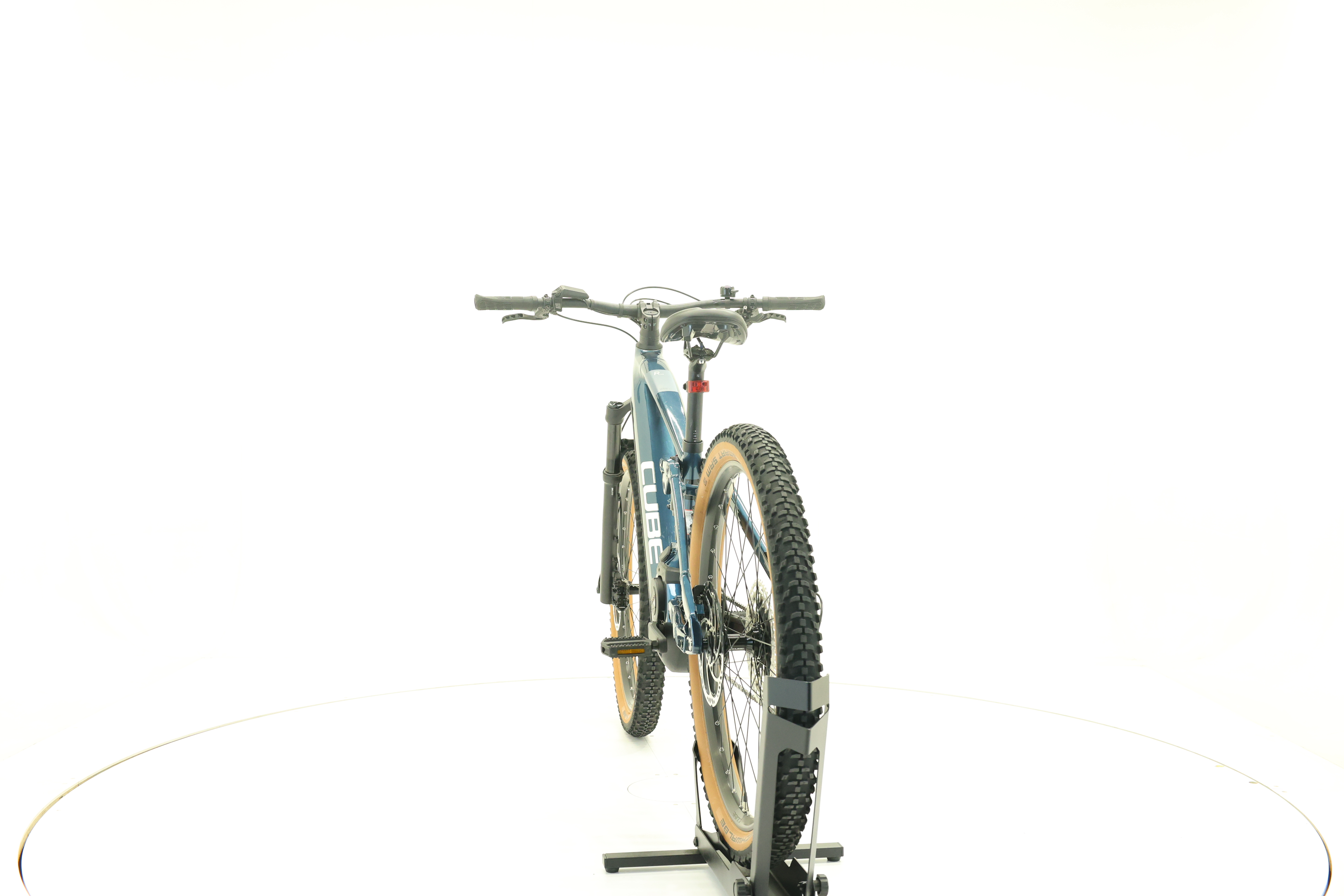 Cube Stereo Hybrid 120 Race 750