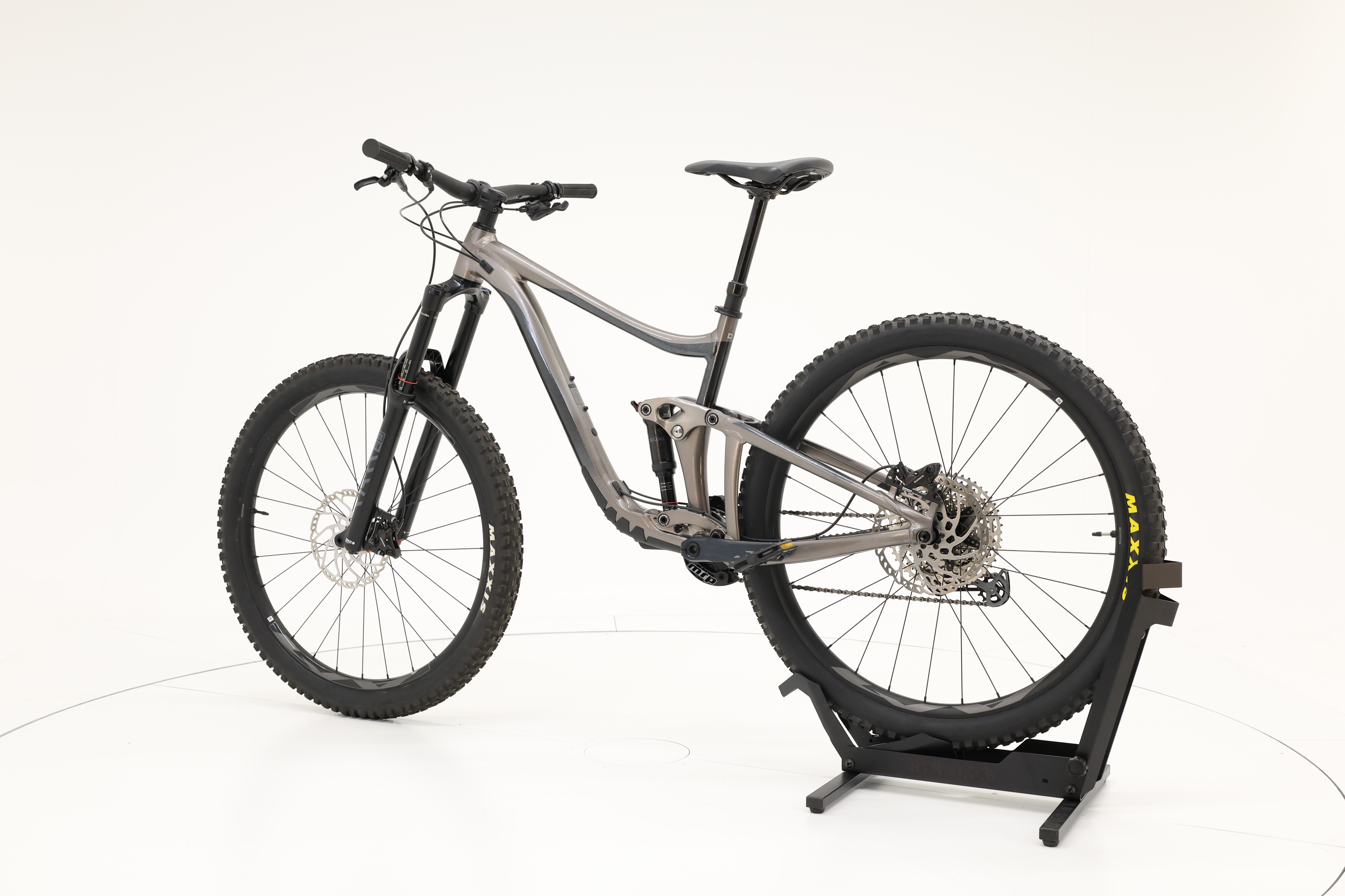 GIANT Reign, M, 170-179 cm, 2023, 0 km – Bild 3 von 5