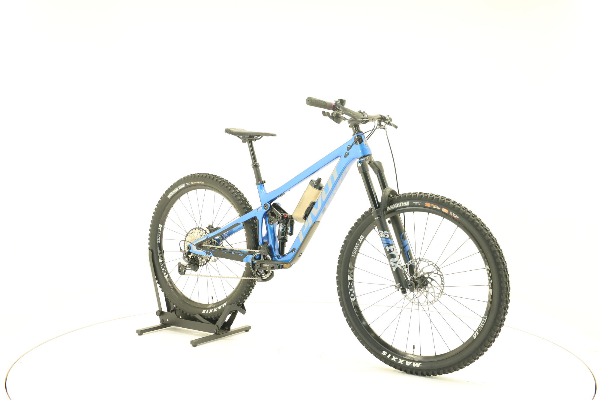 Pivot Cycles SWITCHBLADE