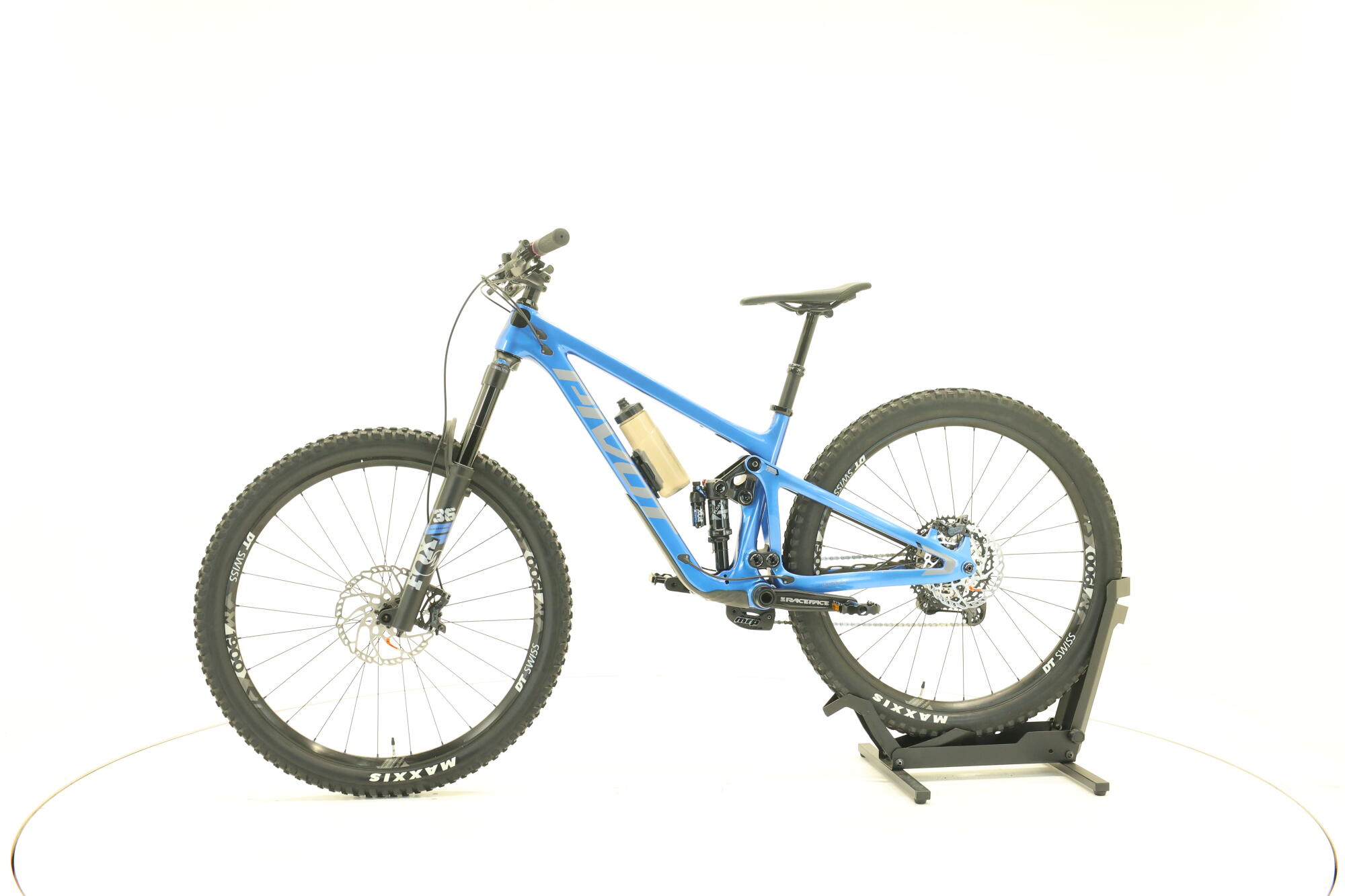 Pivot Cycles SWITCHBLADE
