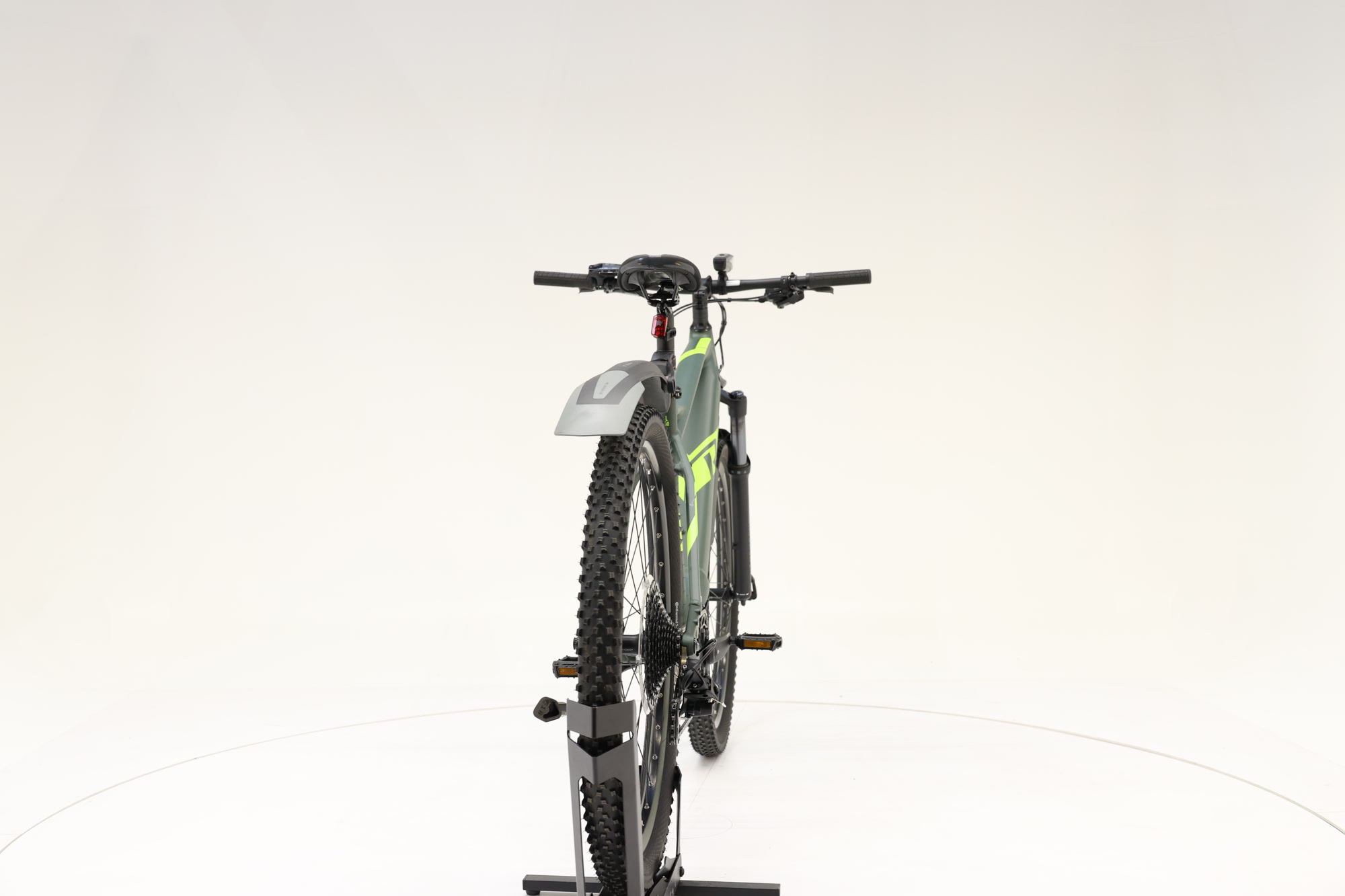R Raymon HardRay E 7.0