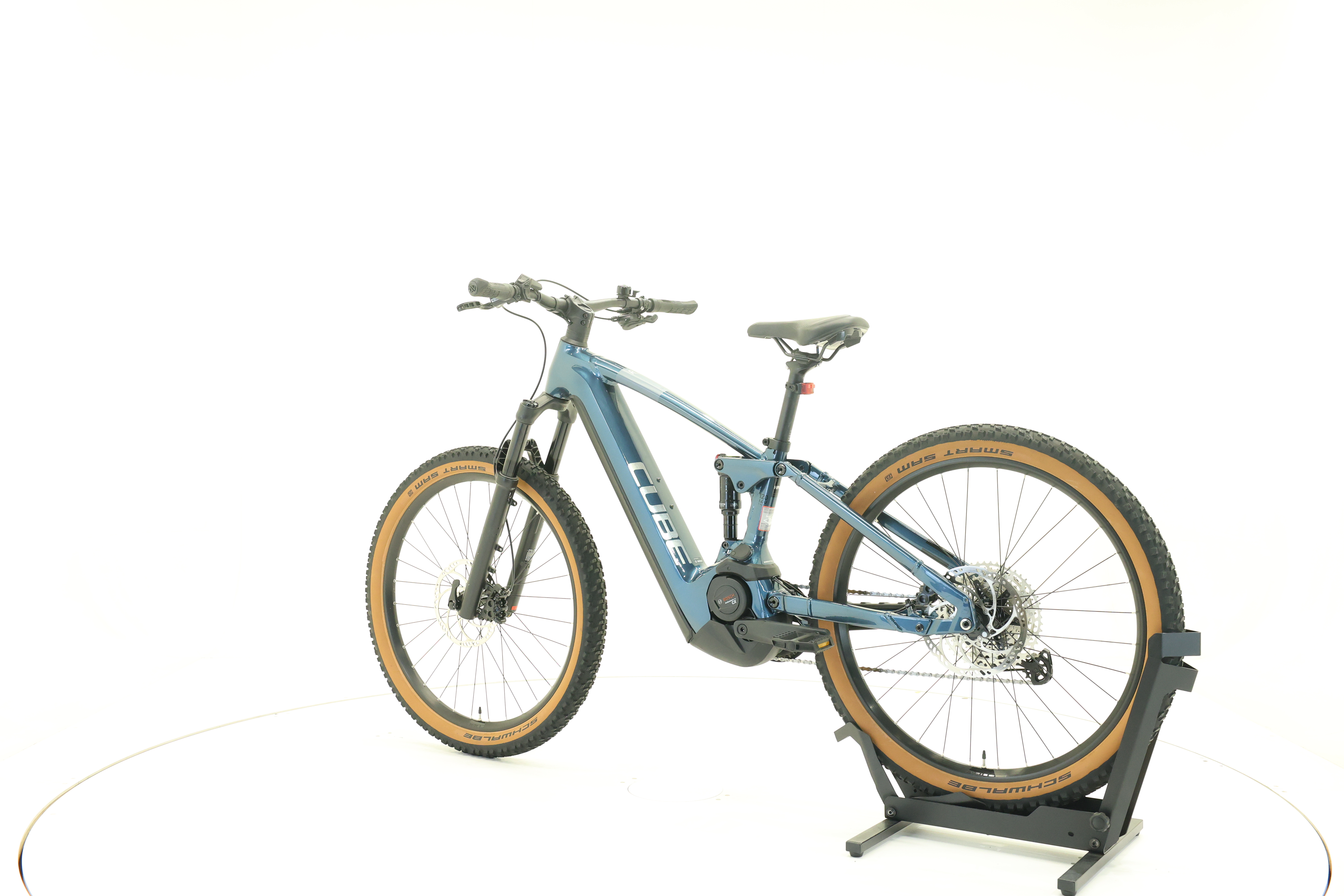 Cube Stereo Hybrid 120 Race 750