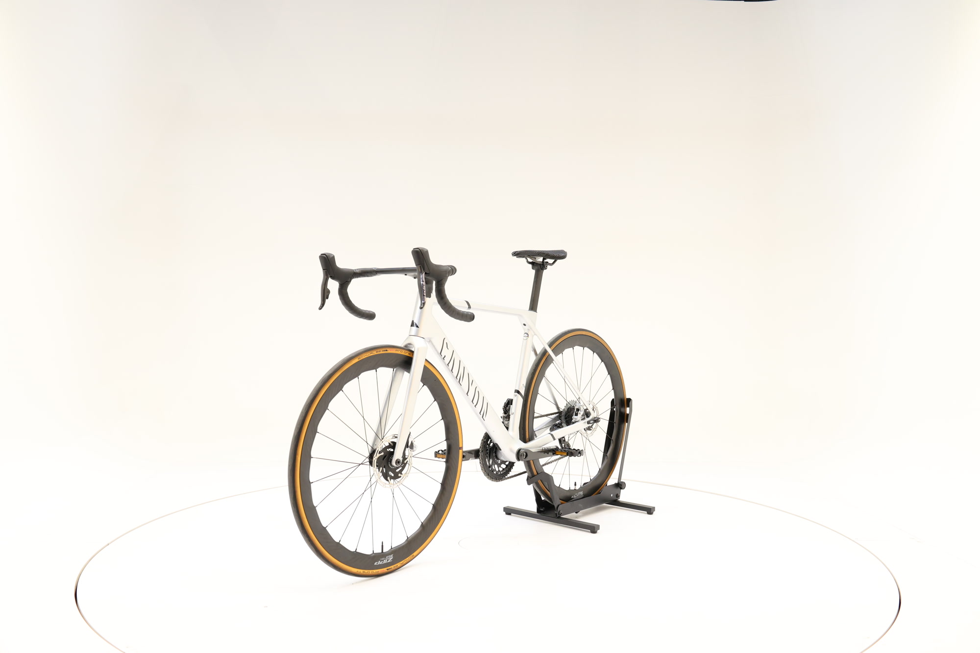 Canyon Ultimate CFR eTap, M, 160-169 cm, 2024, 0 km – Bild 1 von 8