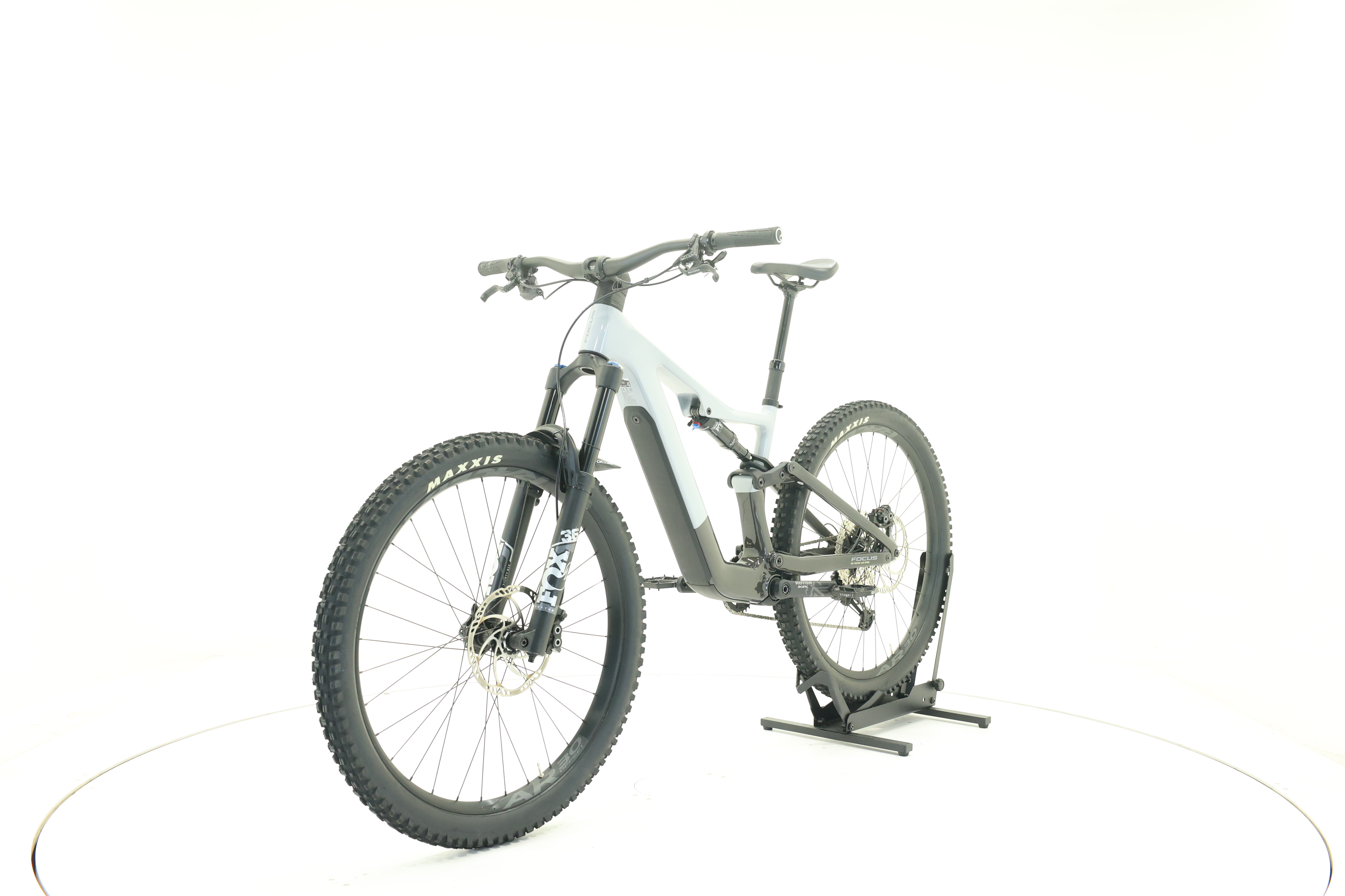 Focus Jam² SL 8.8 light grey / raw carbon 2024