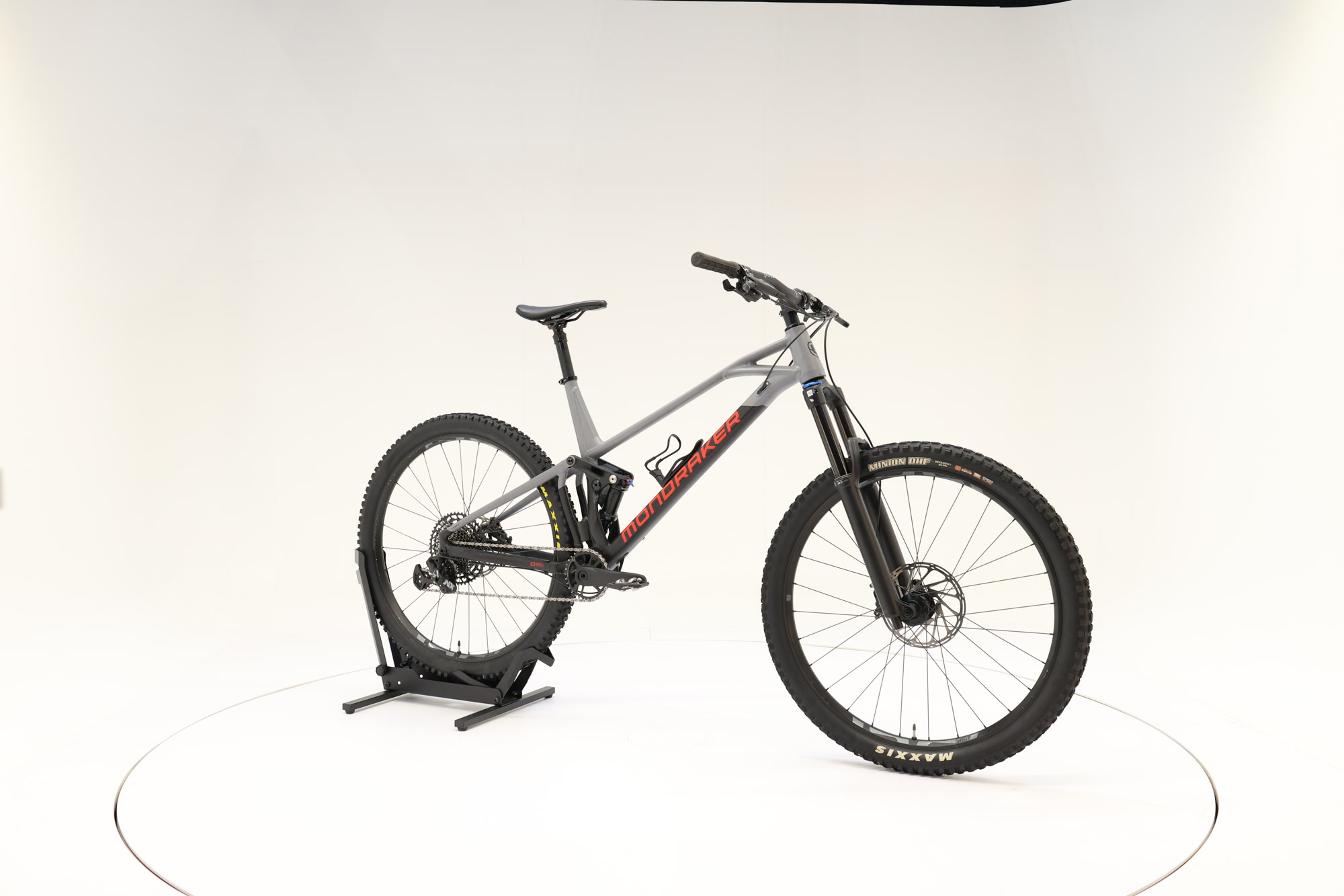 Mondraker Foxy, XL, 190-199 cm, 2023, 0 km – Bild 26 von 32