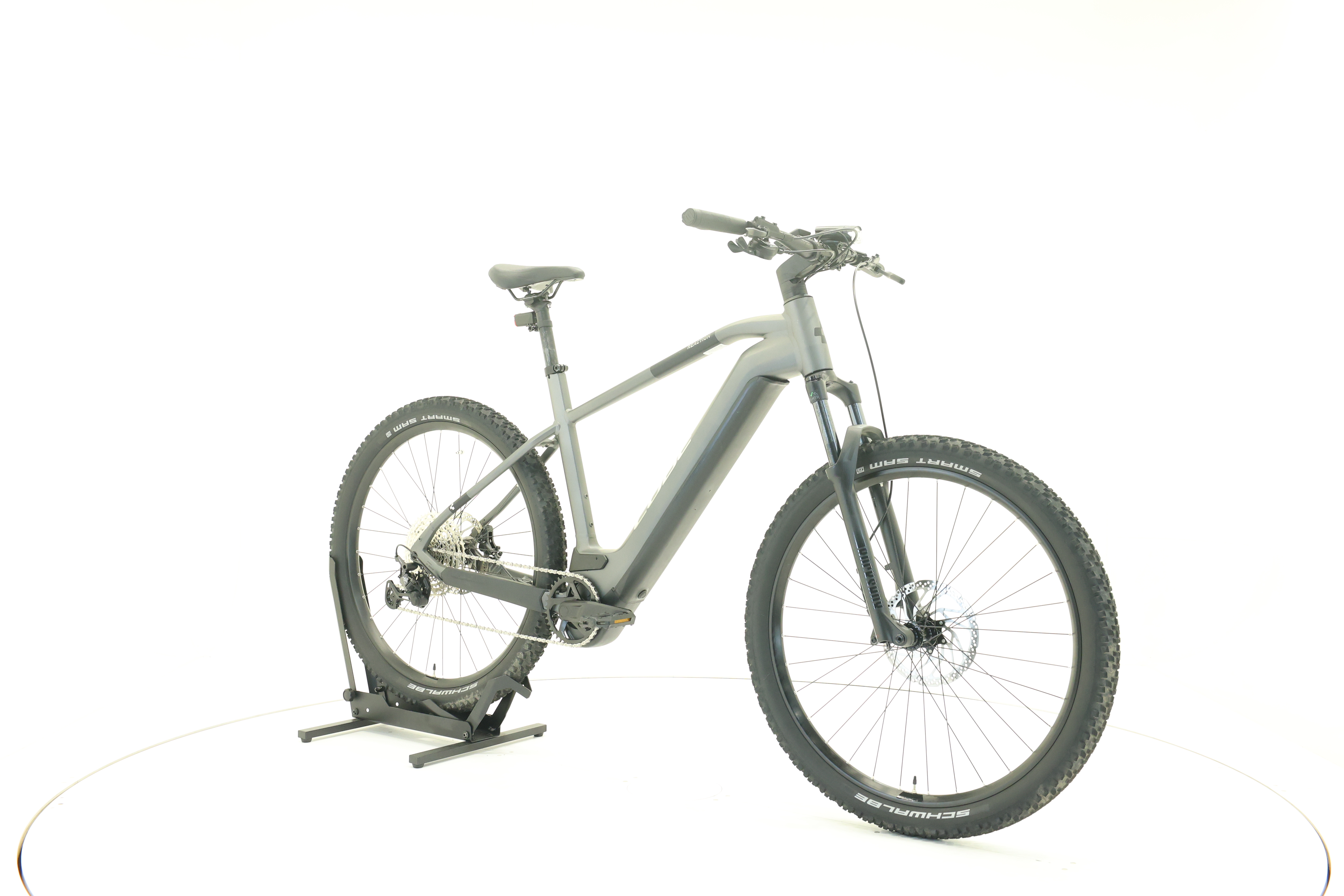 Cube Reaction Hybrid Race 750