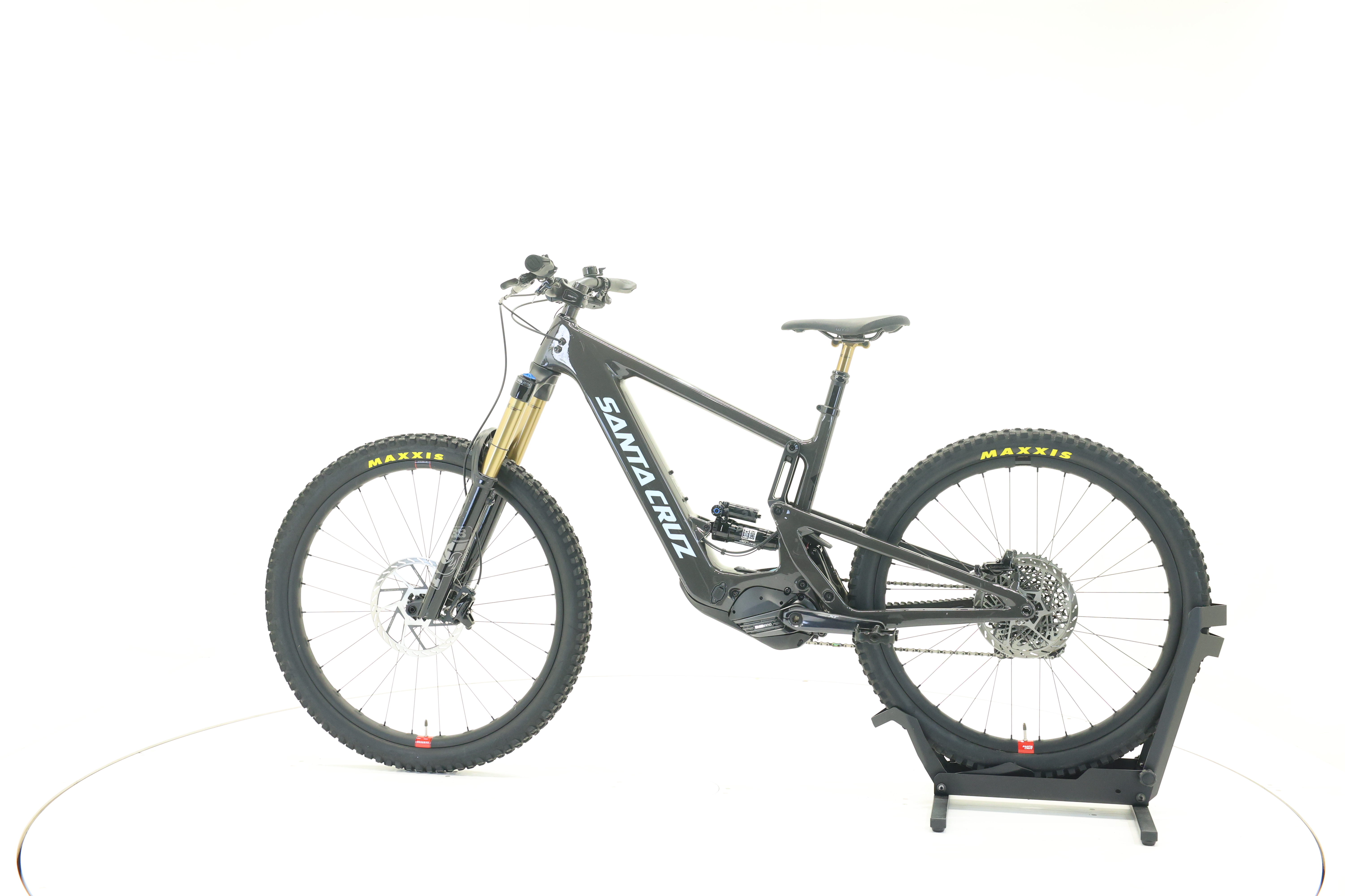Santa Cruz Bullit CC / X01 AXS / RSV / MX gloss carbon L // 4