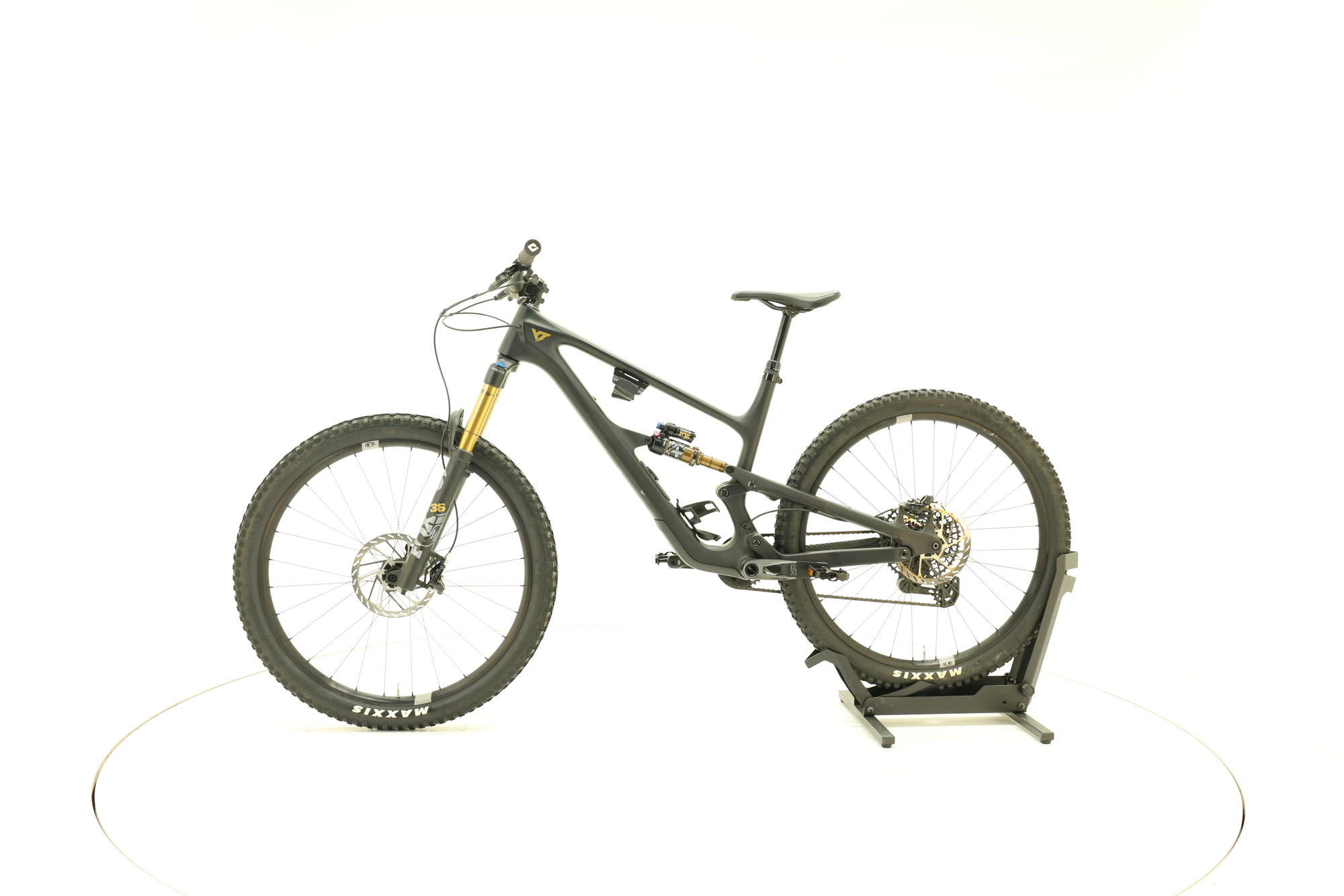 YT Industries 2024 / Jeffsy 29 UM CORE 5