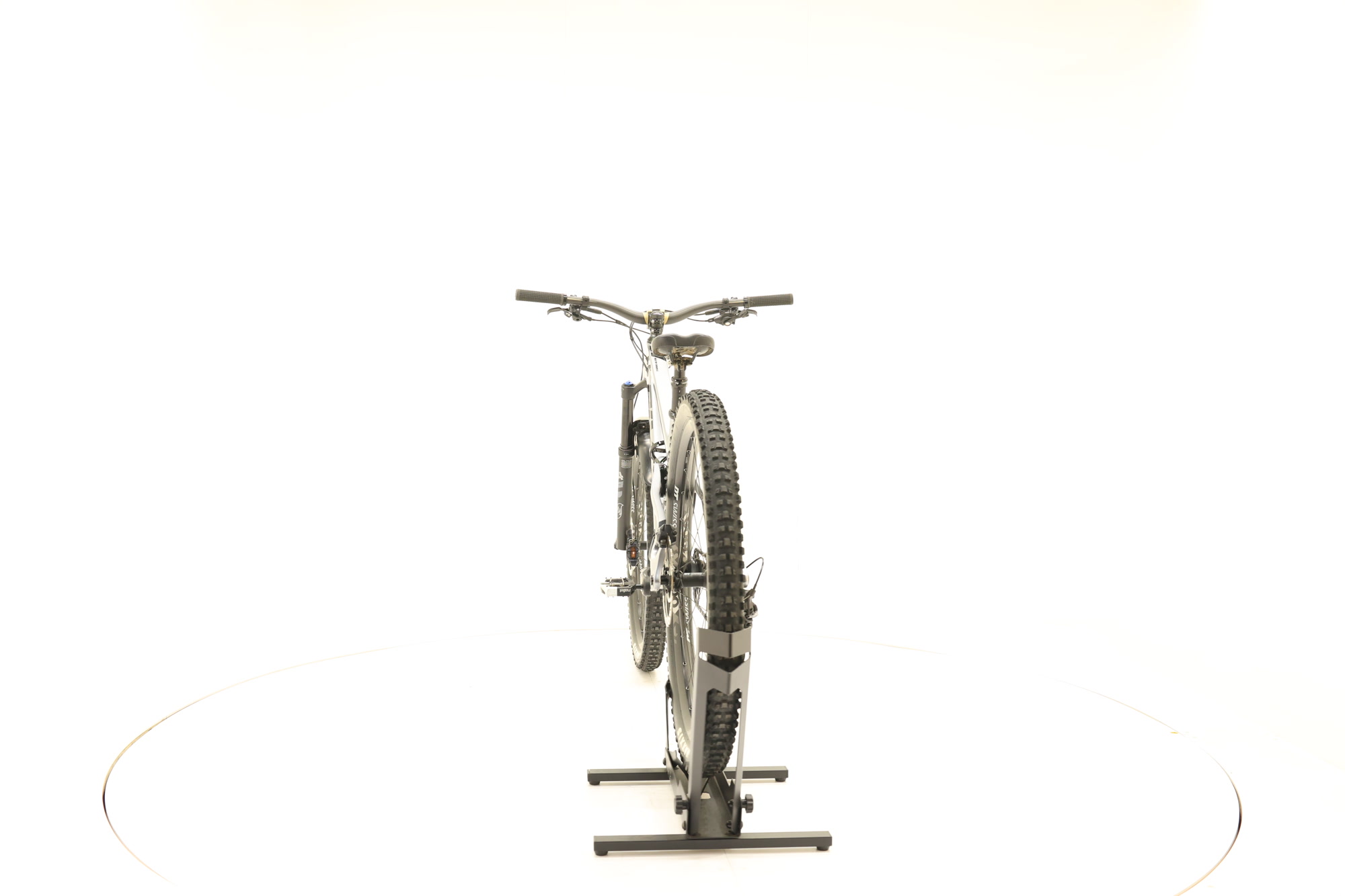 Pivot Cycles Trail 429 Race XT 29
