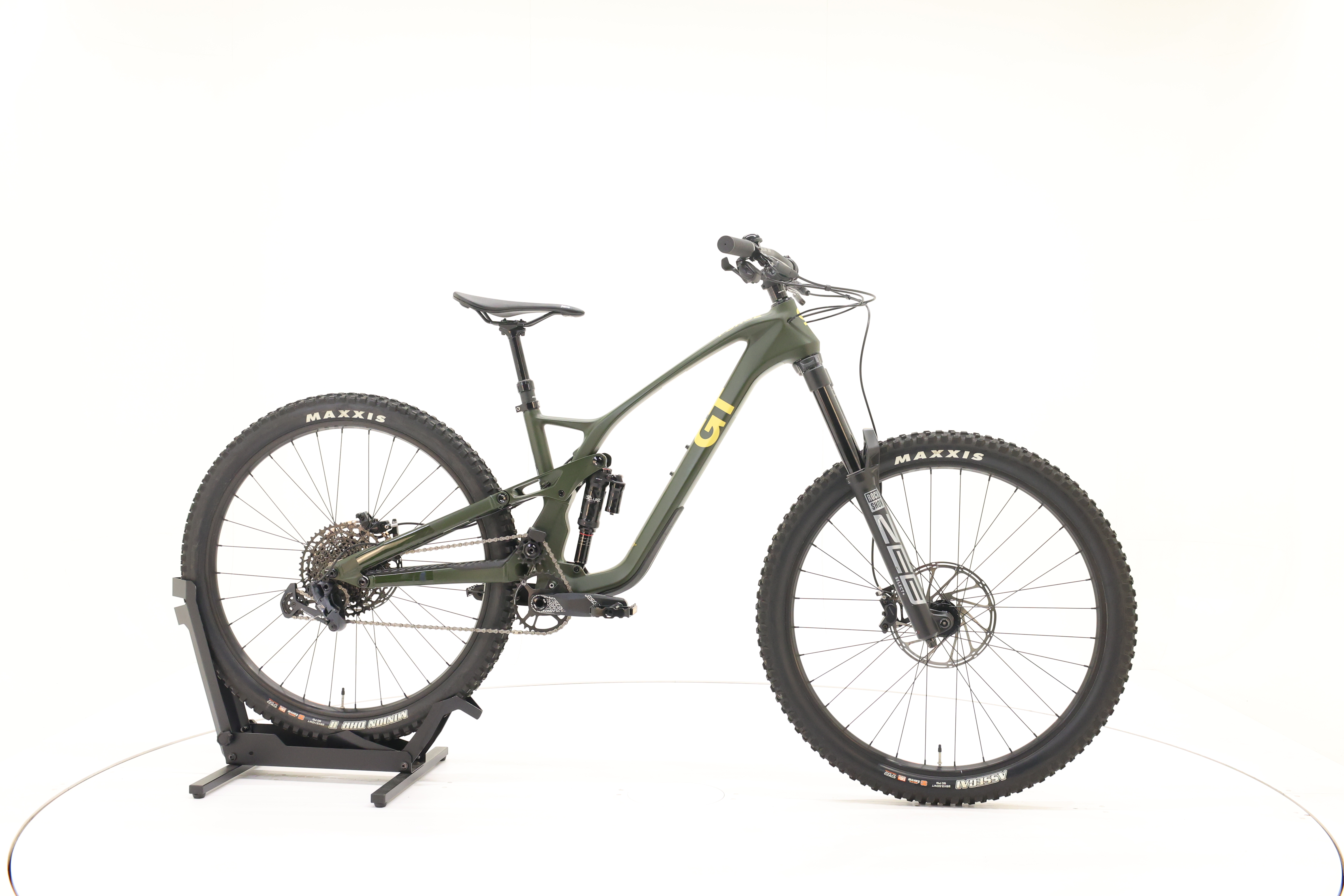 GT Force Crb Pro