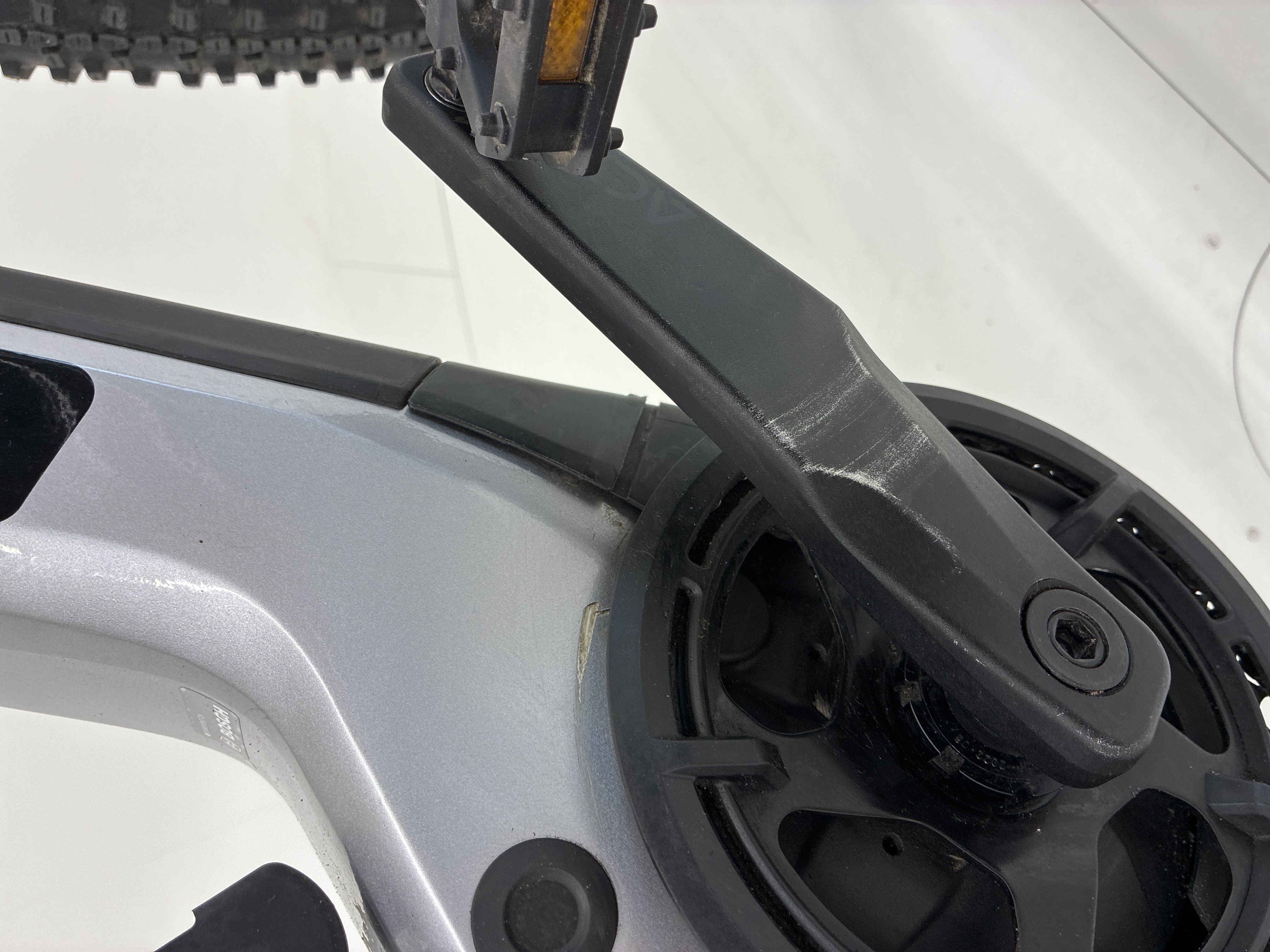 Cube Reaction Hybrid Performance 625, 48 cm, 160-169 cm, 2022, 2325 km – Bild 23 von 27