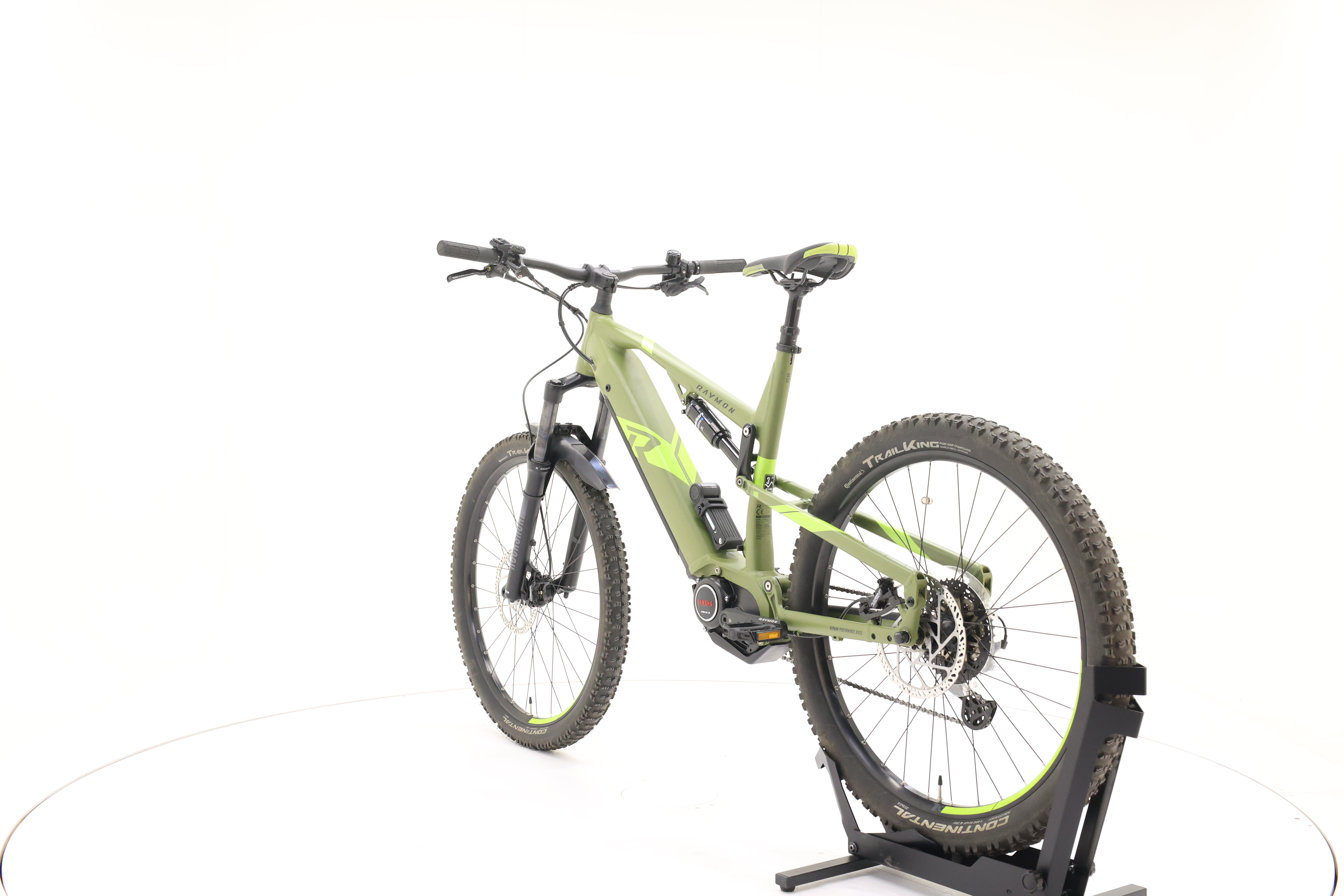 R Raymon Trailray 140 E7.0